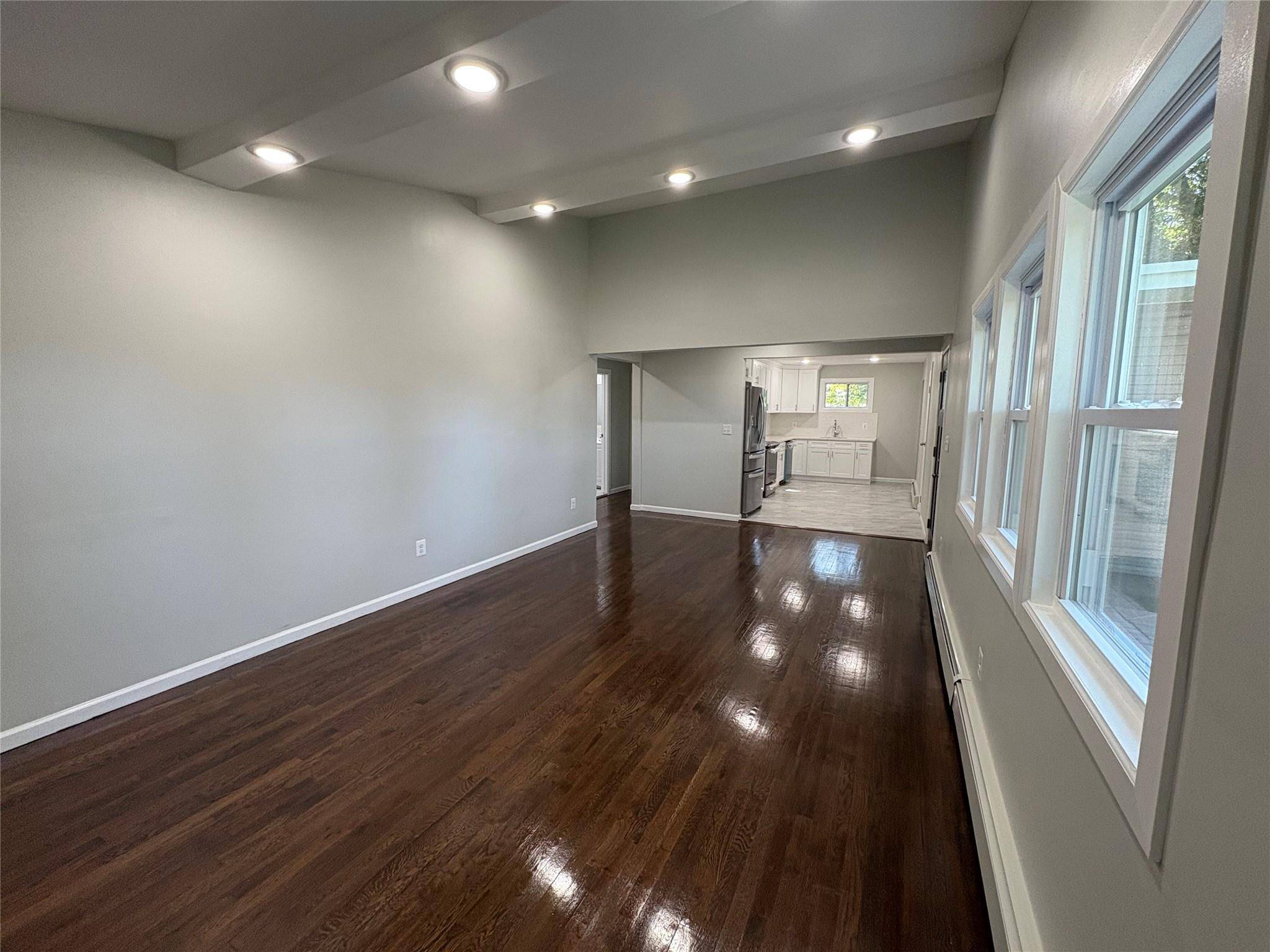 Amityville, NY 11701,9 Holt ST