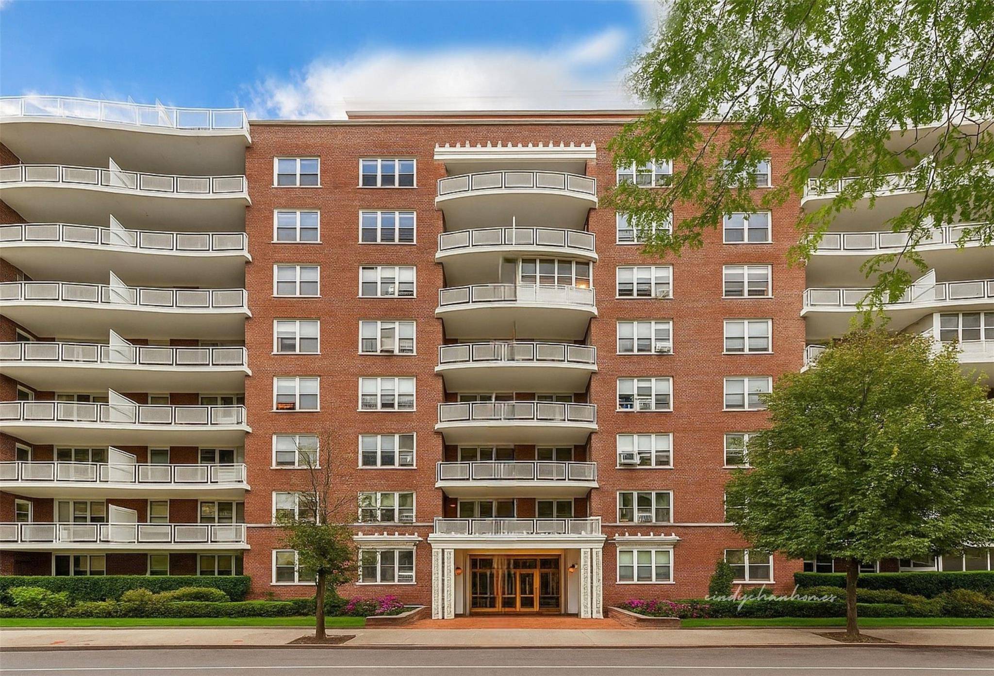 Forest Hills, NY 11375,69-10 108th ST #1N