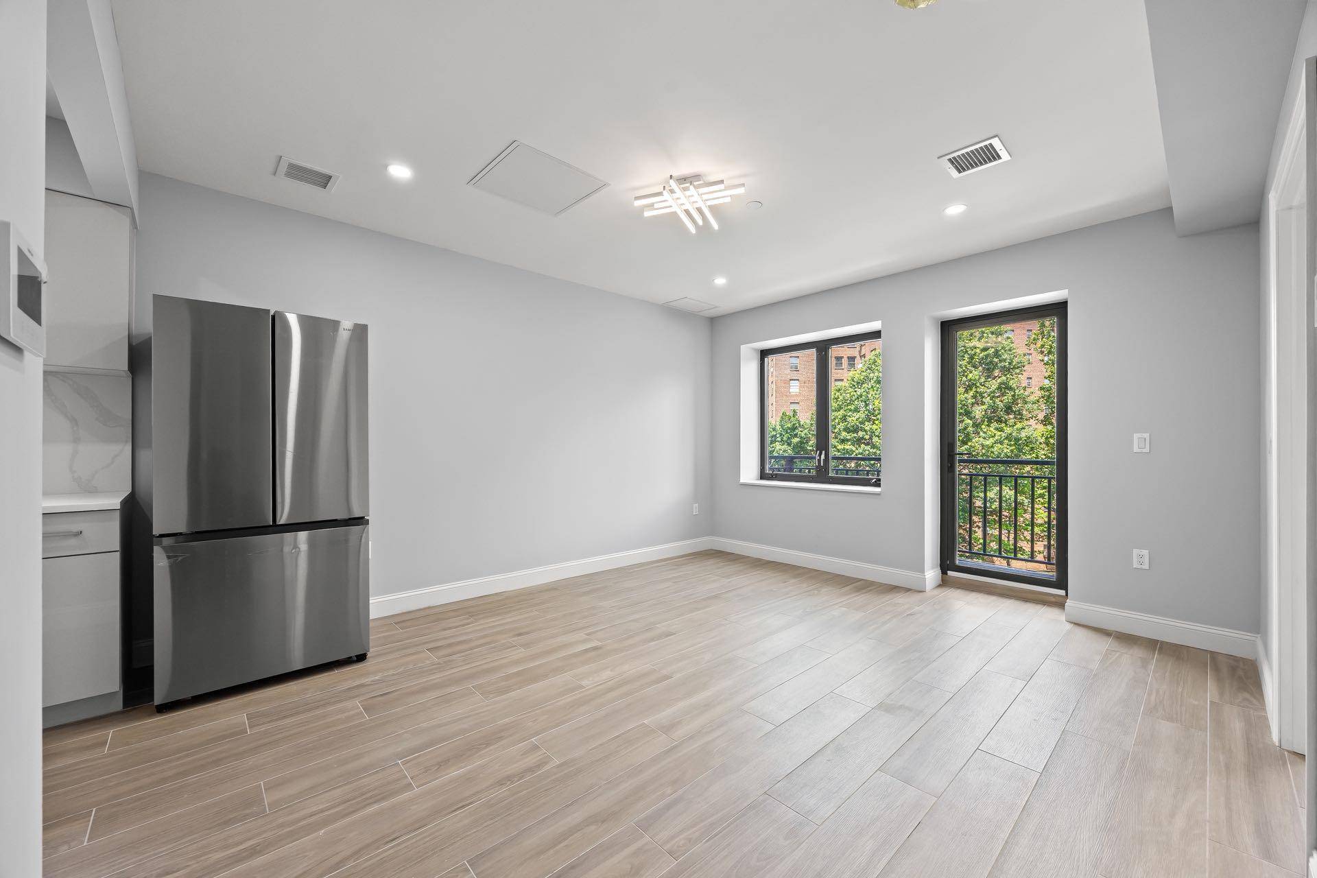 Flushing, NY 11355,13225 41st AVE #3B