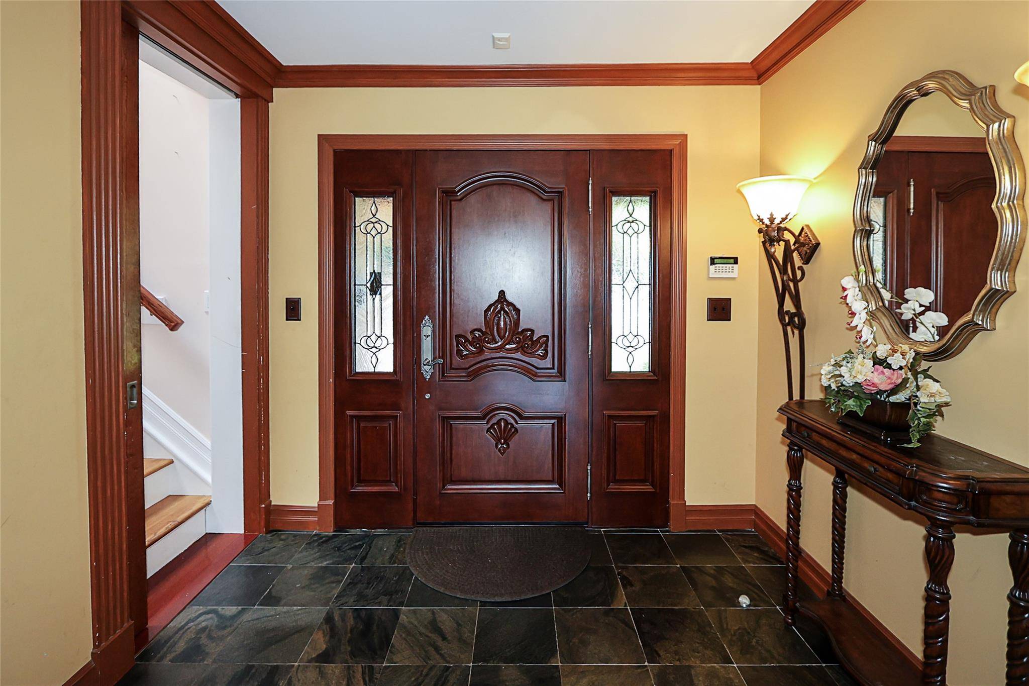 Glen Cove, NY 11542,19 Marietta RD