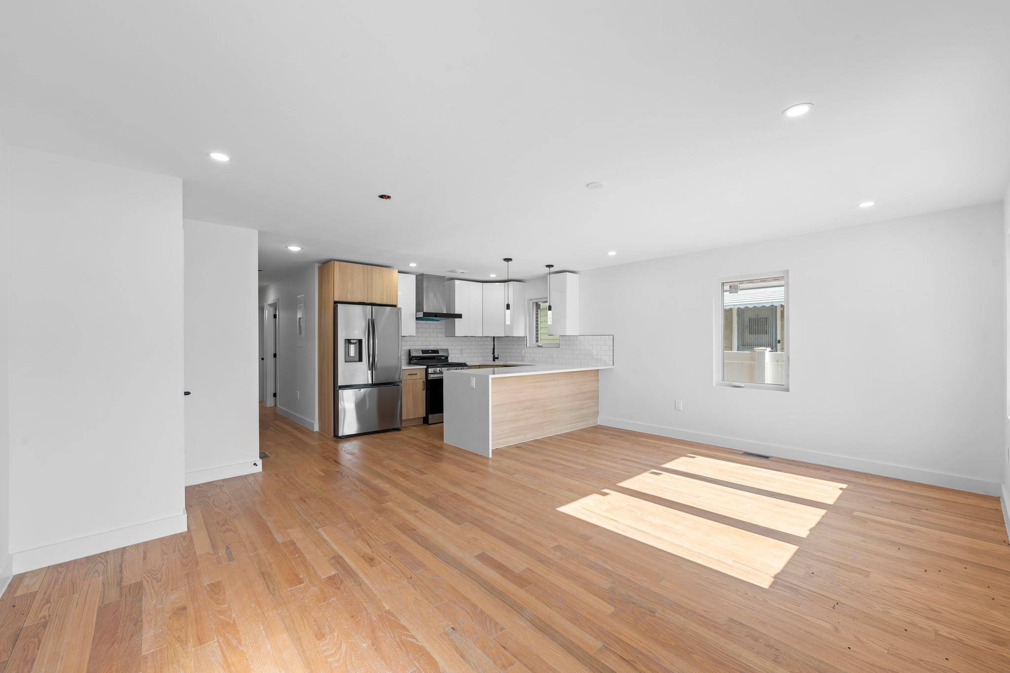 Kew Garden Hills, NY 11367,6435 138th ST