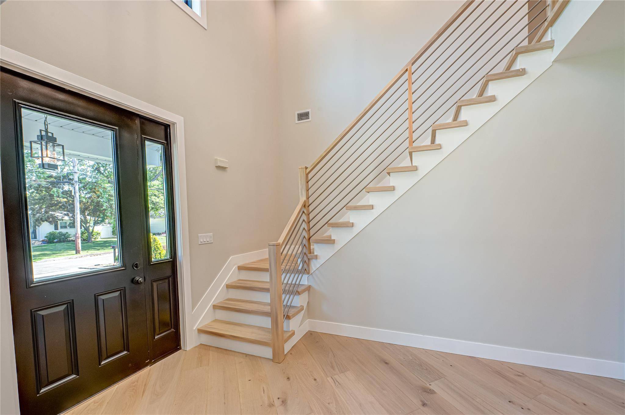 Saint James, NY 11780,120 Fifth ST