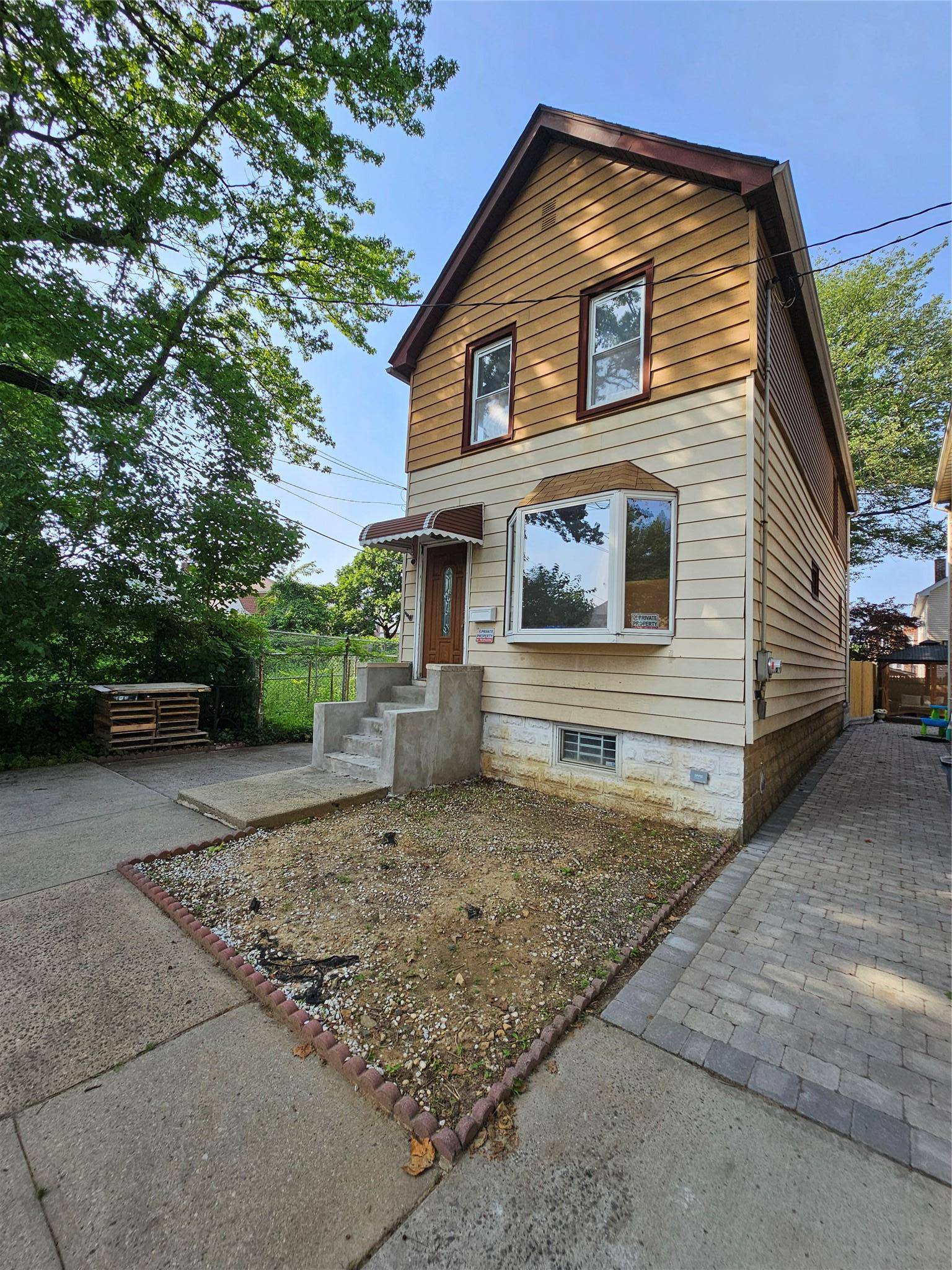 Bronx, NY 10465,3151 Parsifal PL