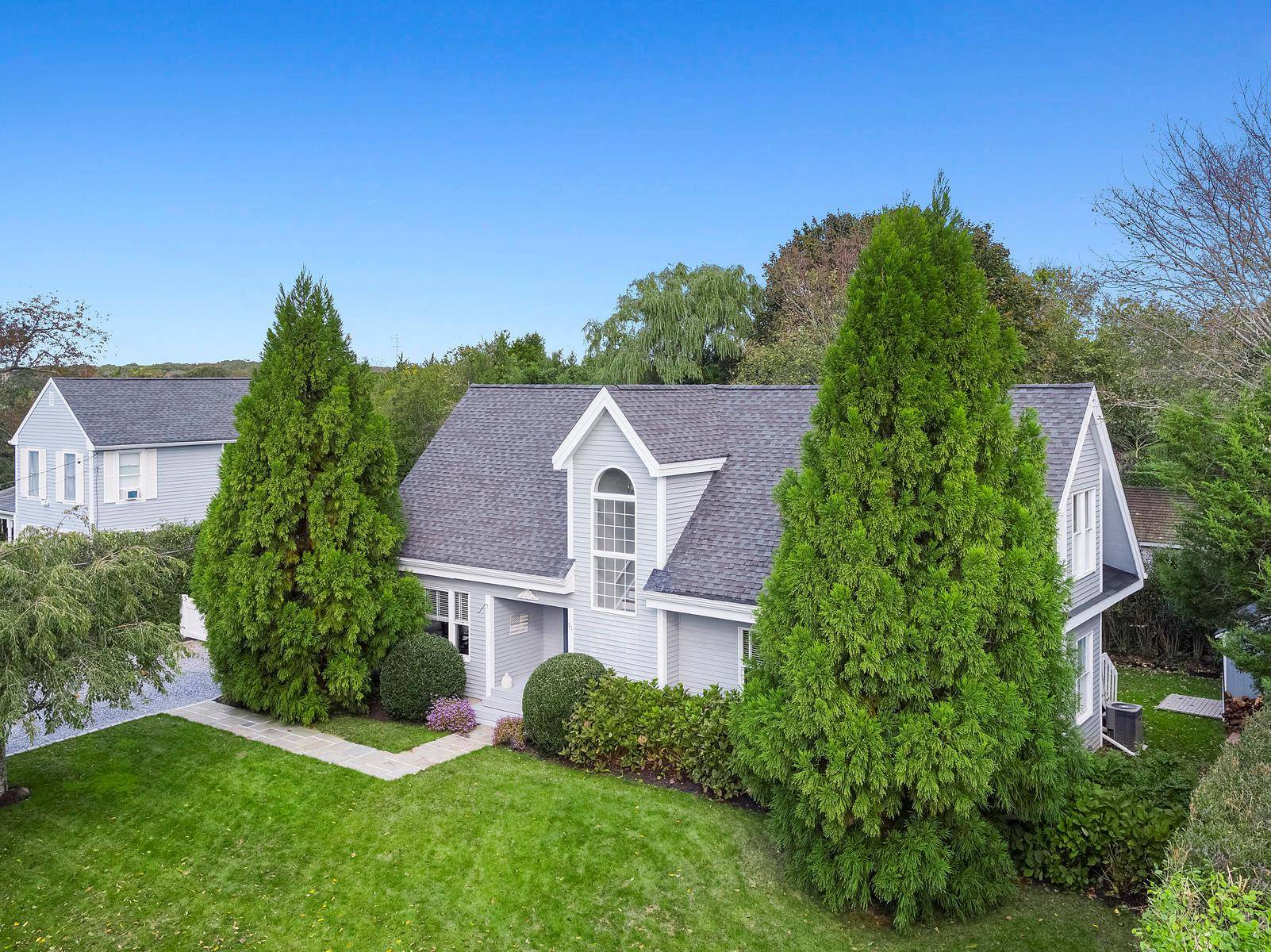 Southampton, NY 11968,91 Howell ST