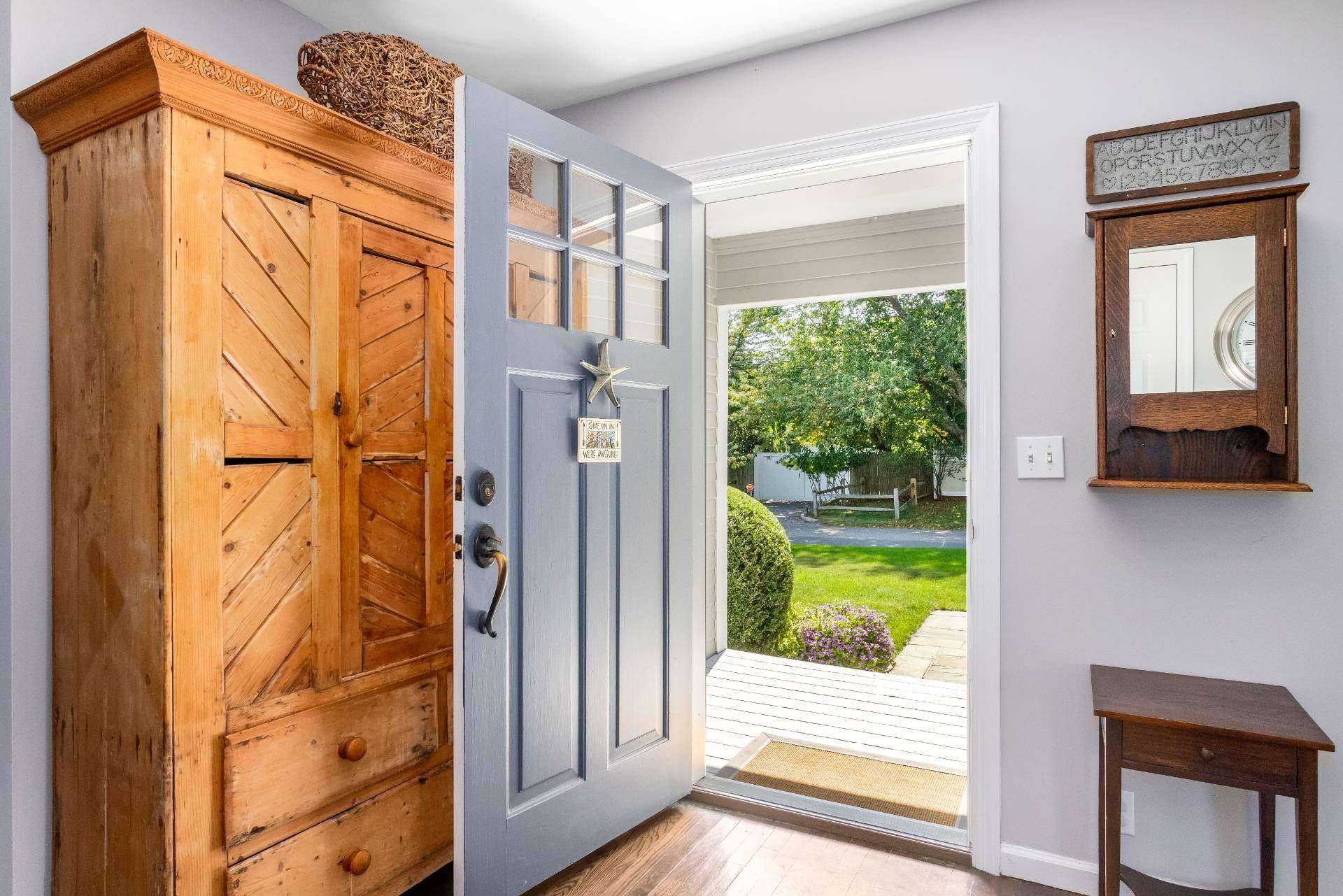 Southampton, NY 11968,91 Howell ST