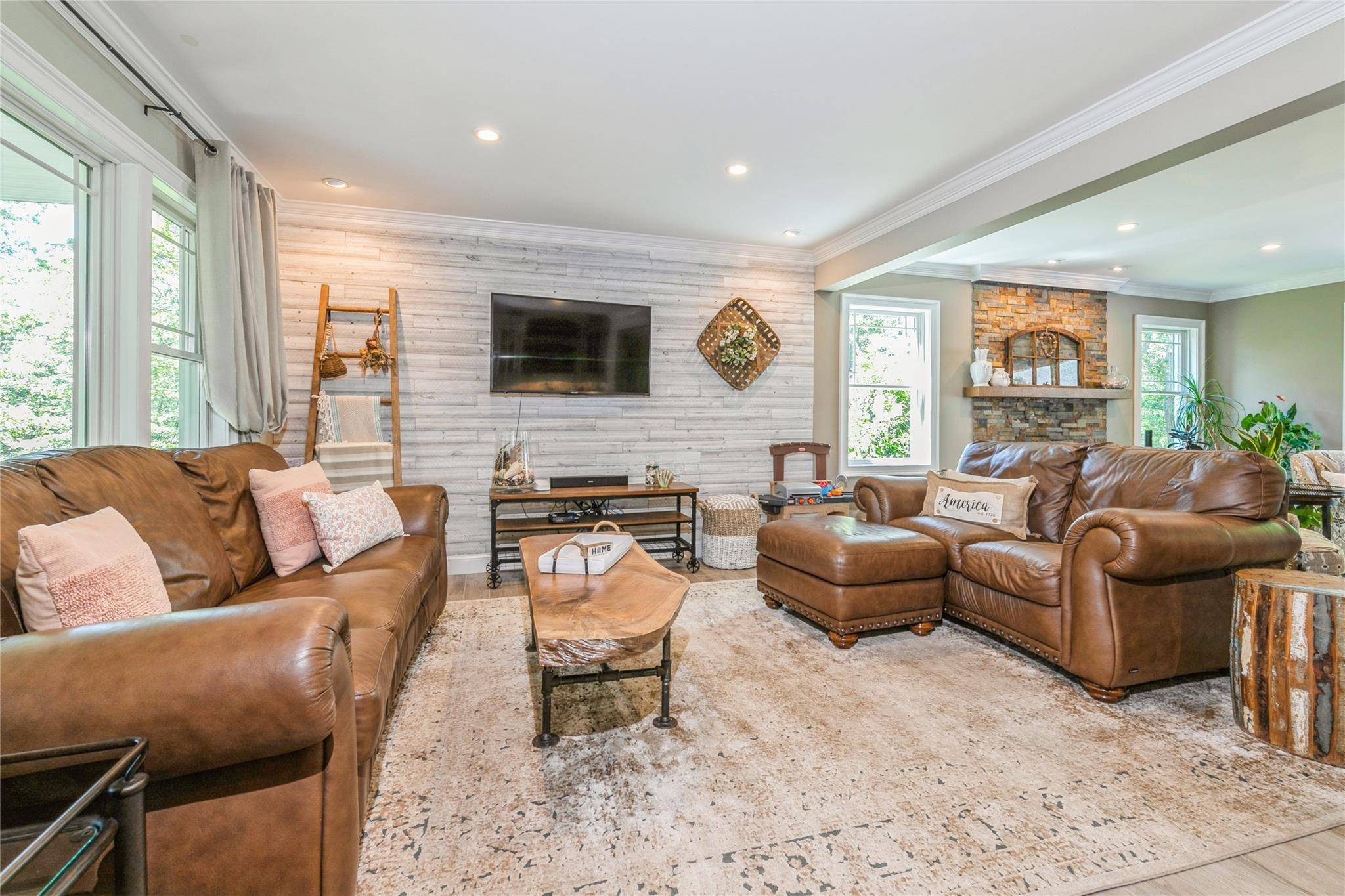 Hampton Bays, NY 11946,5 Hildreth RD