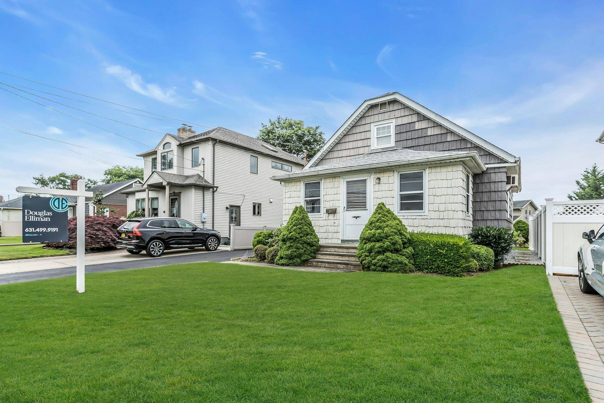 Massapequa, NY 11758,274 N Michigan AVE