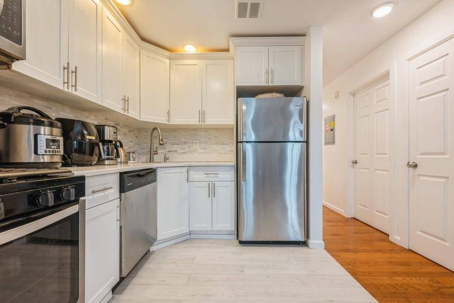 Arverne, NY 11692,6235 Almeda AVE