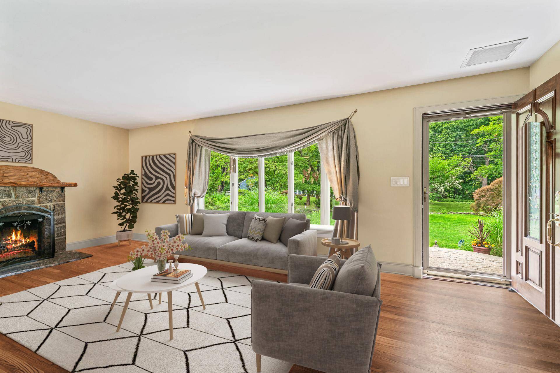 Huntington, NY 11743,3 Holst DR