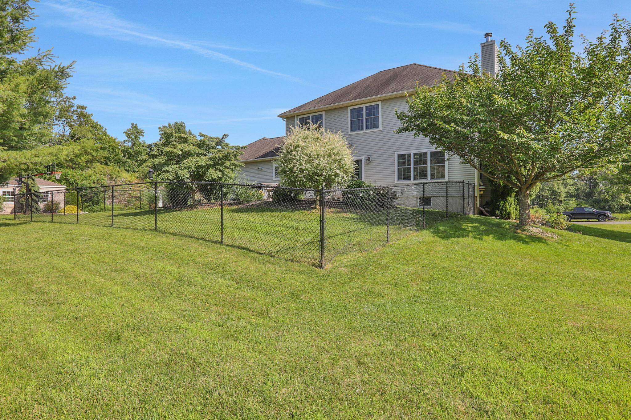 Marlboro, NY 12542,16 Winston PL