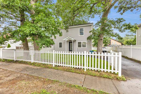 Amityville, NY 11701,50 Smith ST