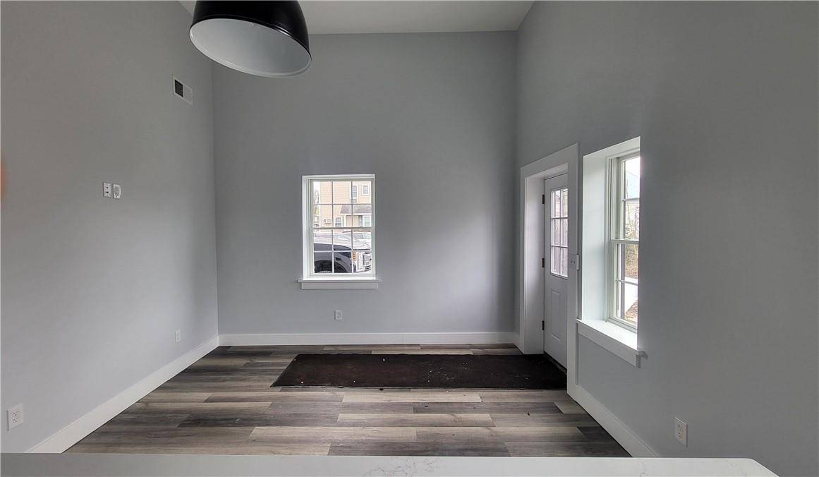 Poughkeepsie, NY 12603,826 Main St Apt 3