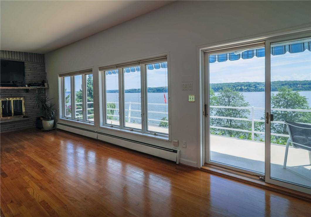 Esopus, NY 12429,235 Tilden ST
