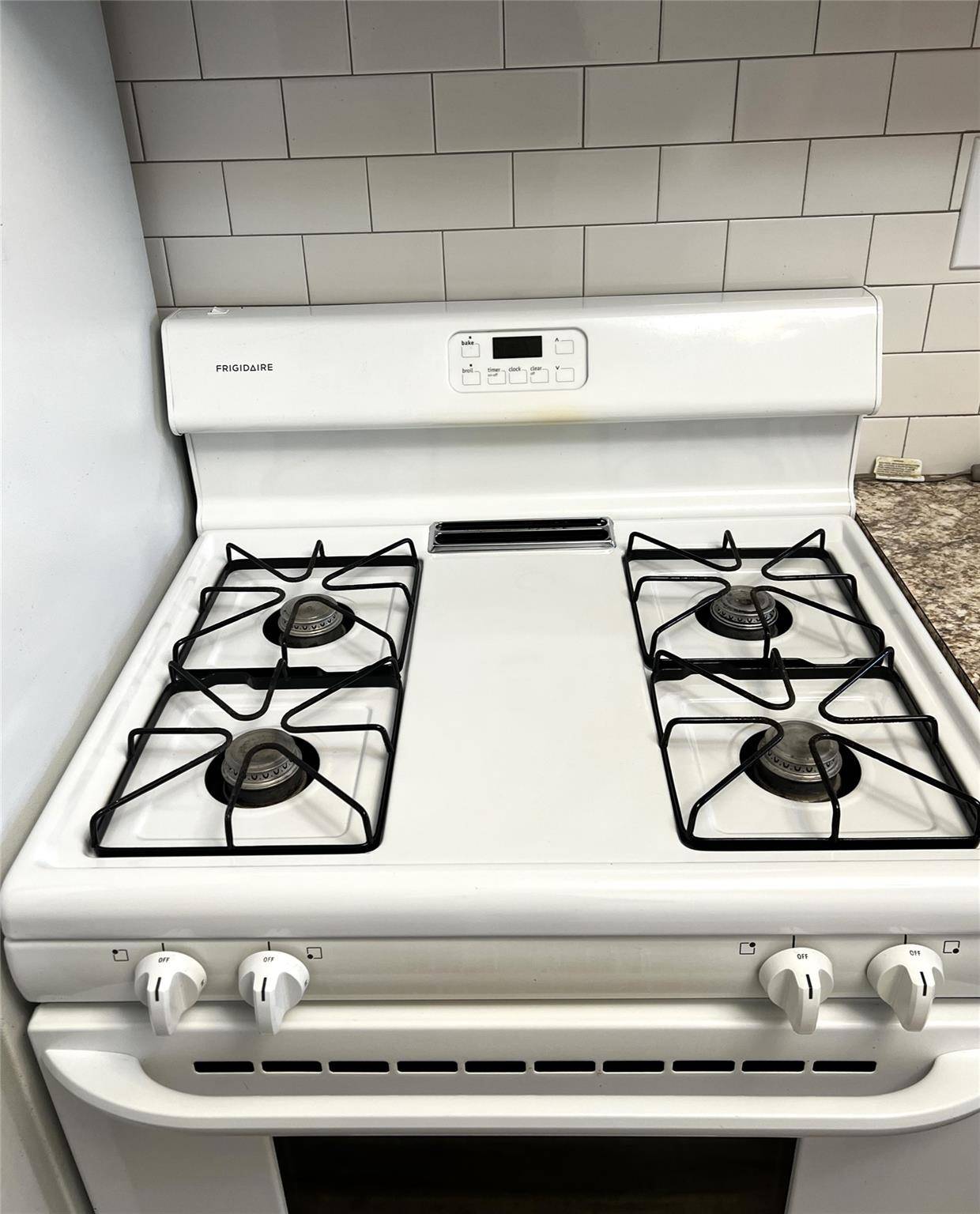 Poughkeepsie, NY 12601,95 Albany ST #3