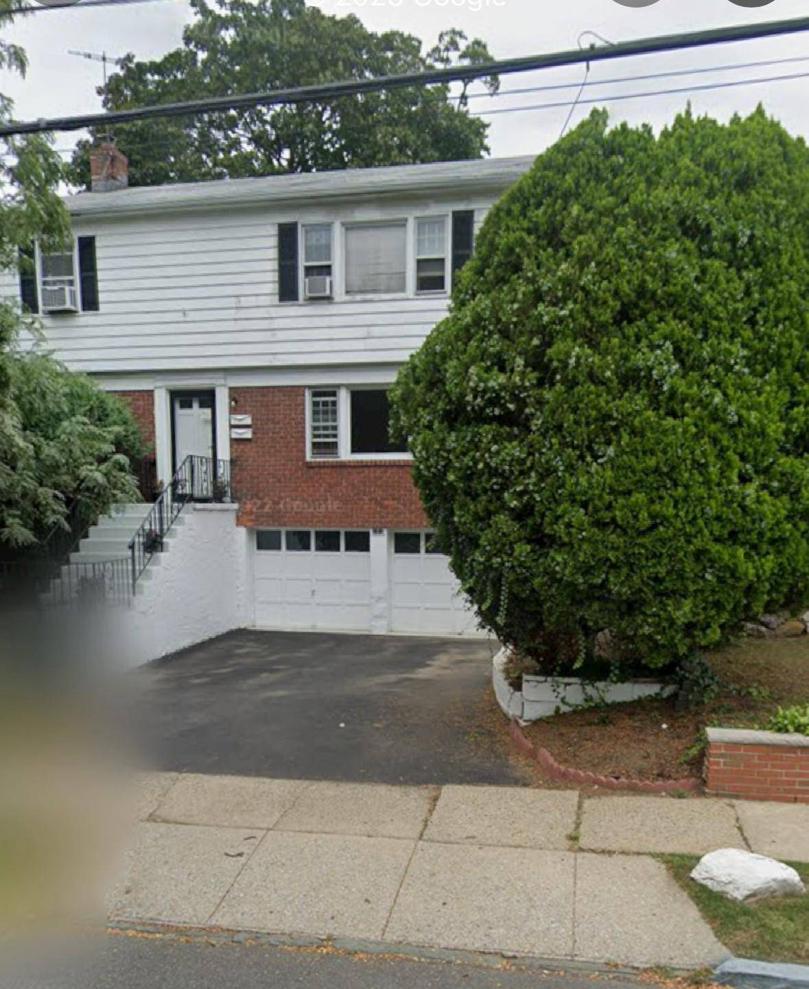 Mount Vernon, NY 10553,401 E 4th ST