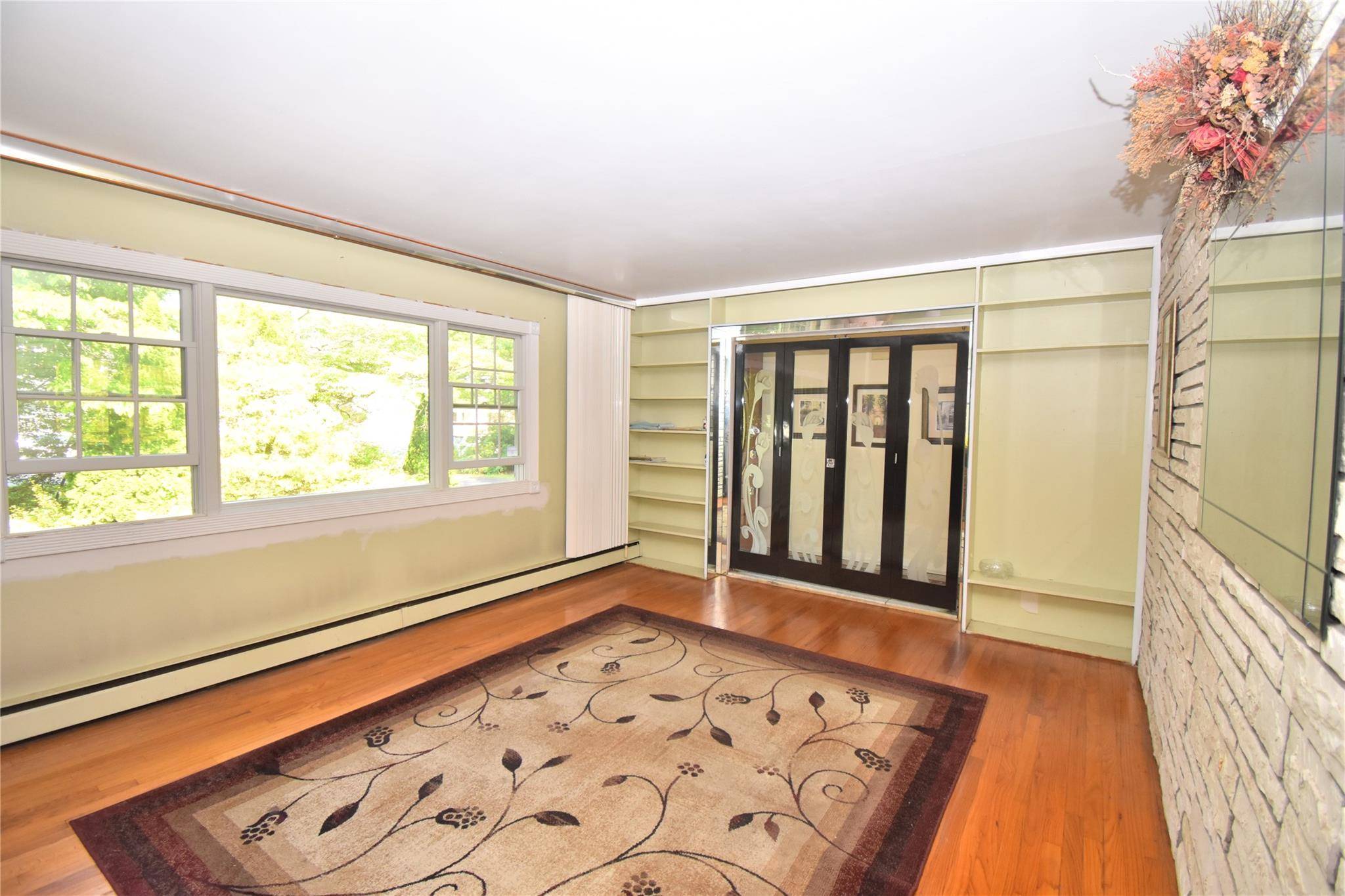 Ronkonkoma, NY 11779,90 Haven AVE