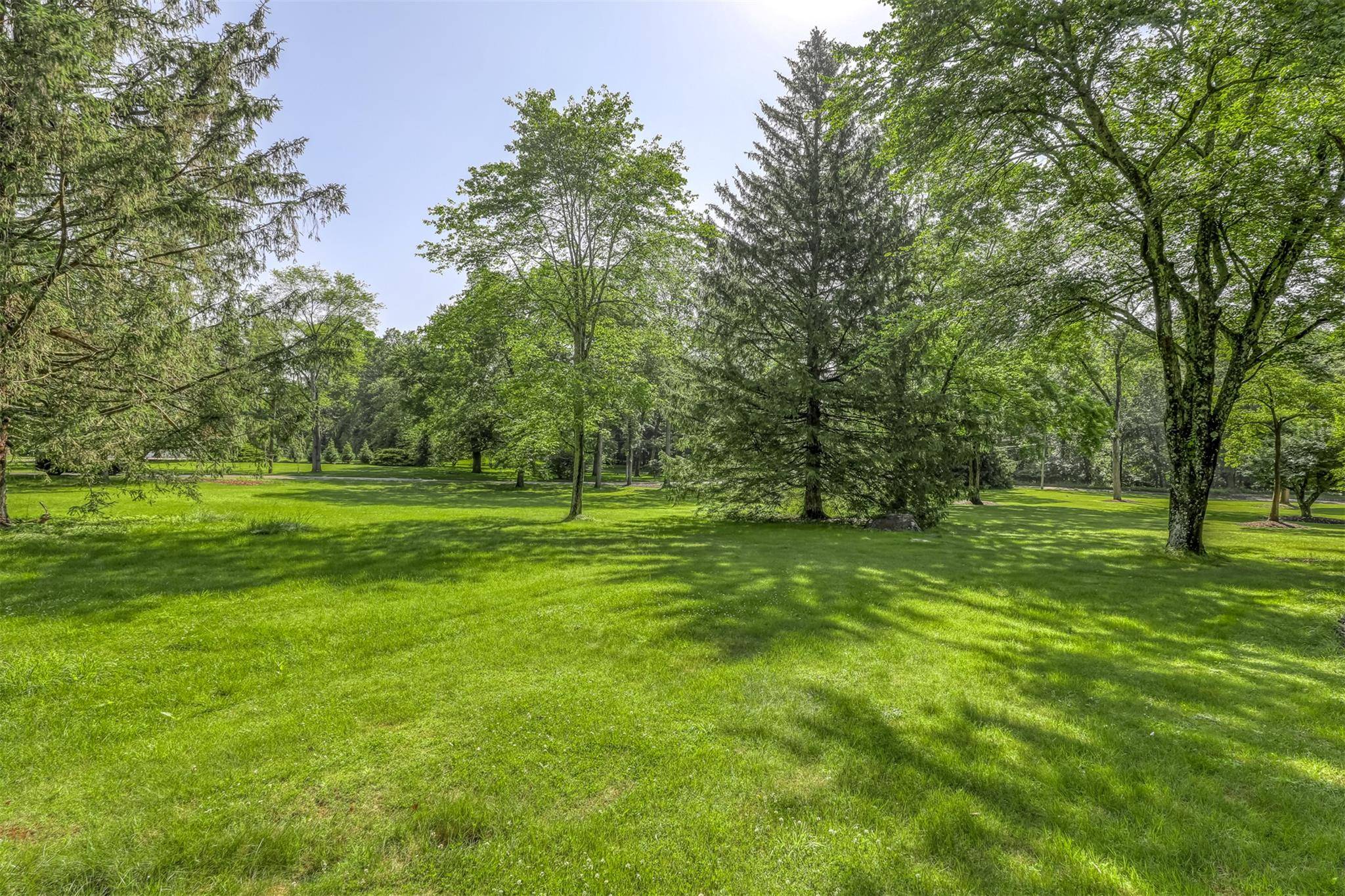 Airmont, NY 10901,627 Haverstraw RD