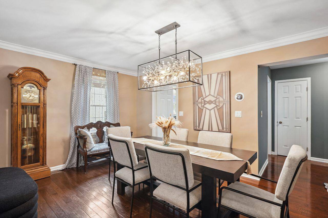 Cross River, NY 10518,55 Winterberry CIR