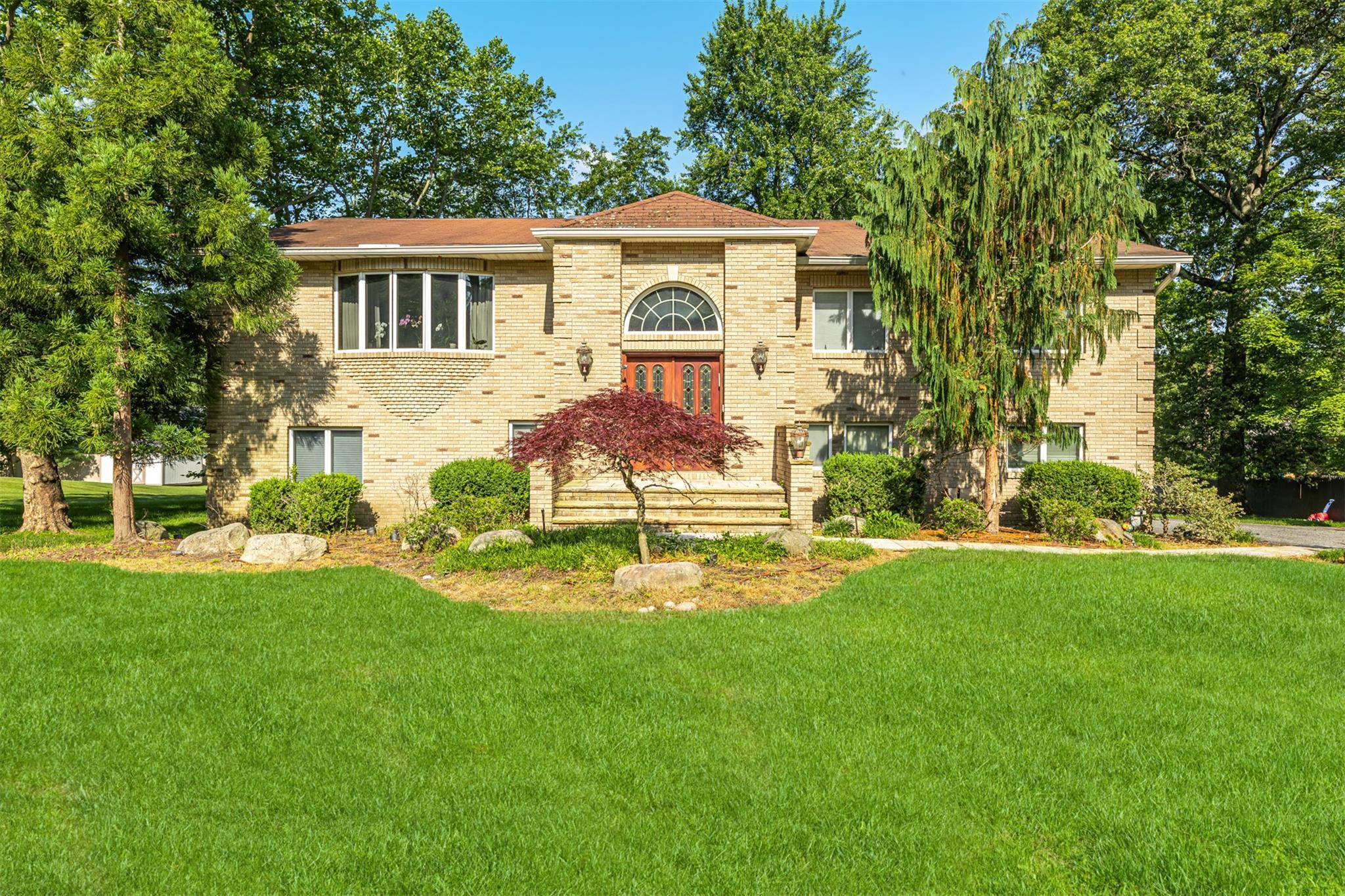 Monsey, NY 10952,41 N Quince Lane
