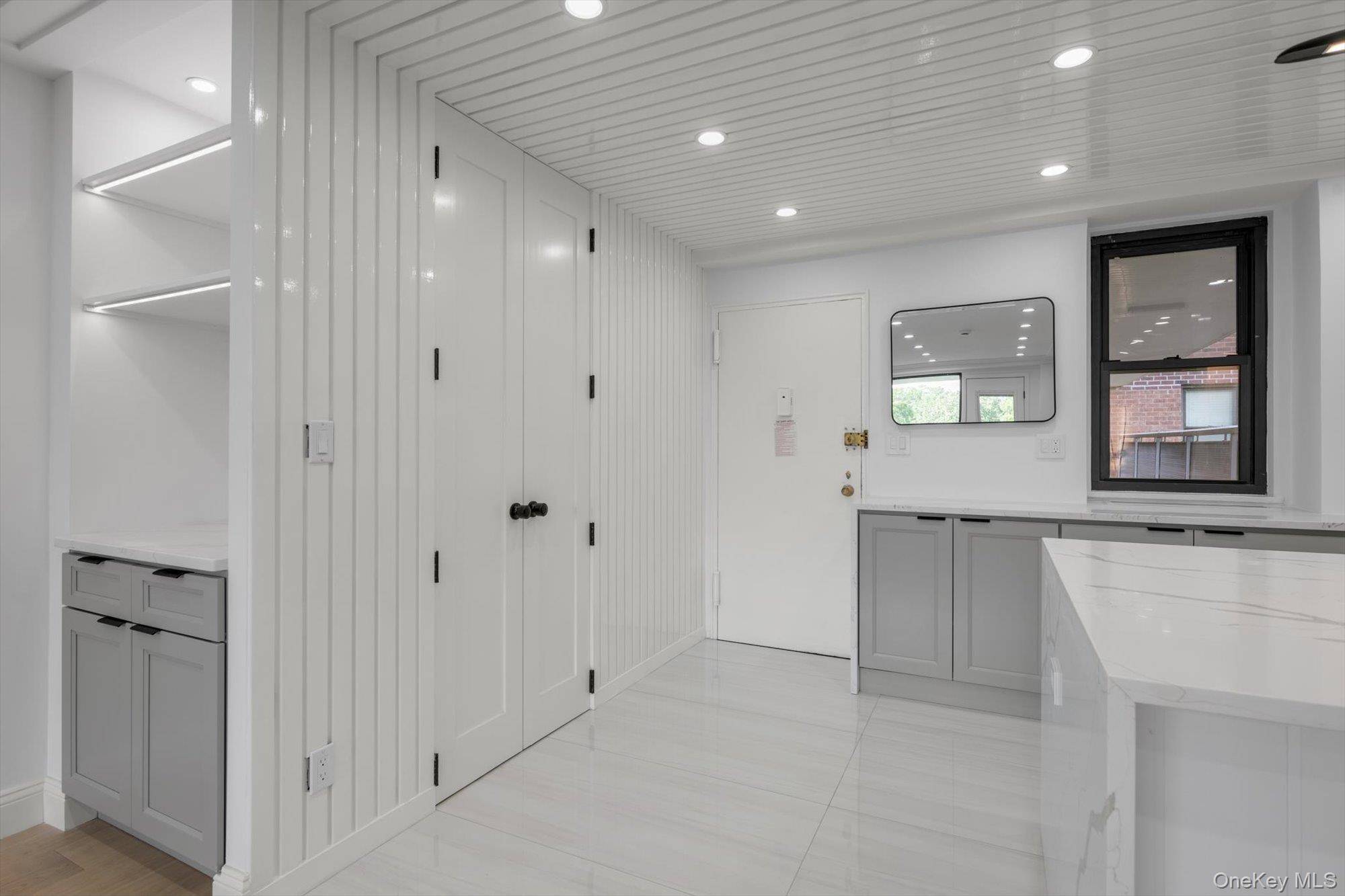 Bronx, NY 10471,4705 Henry Hudson Pkwy #6J