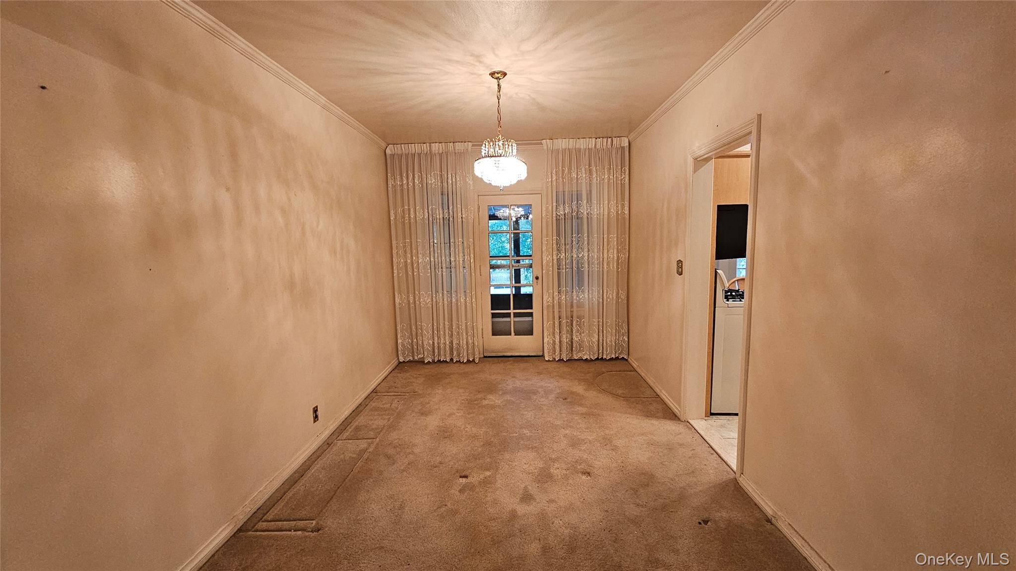 Forest Hills, NY 11375,10811 65th RD