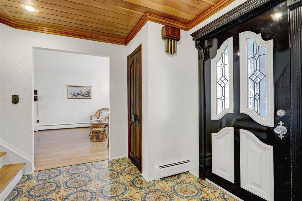 Dix Hills, NY 11746,3 New Jersey CT