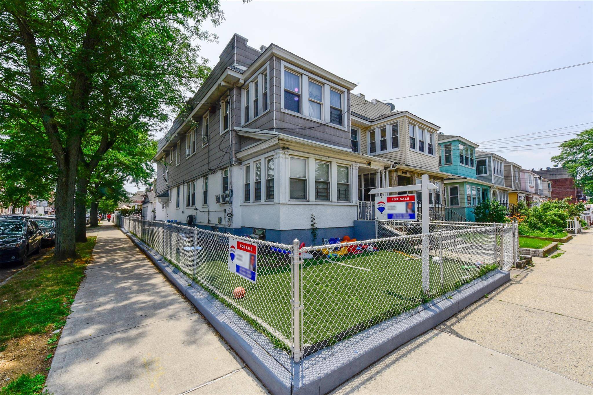 Richmond Hill S., NY 11419,11418 103rd AVE