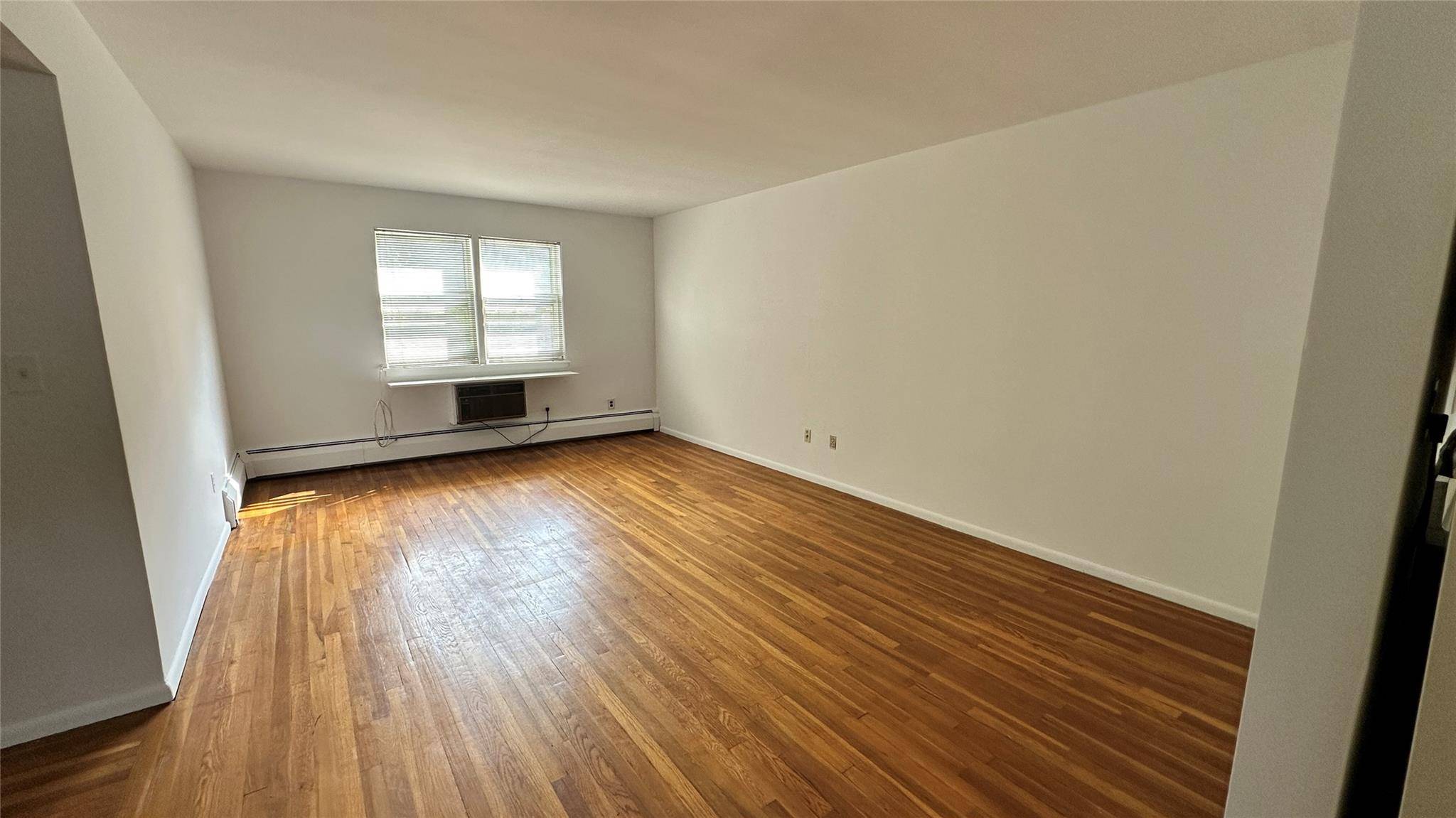 Hartsdale, NY 10530,125 N Washington AVE #46