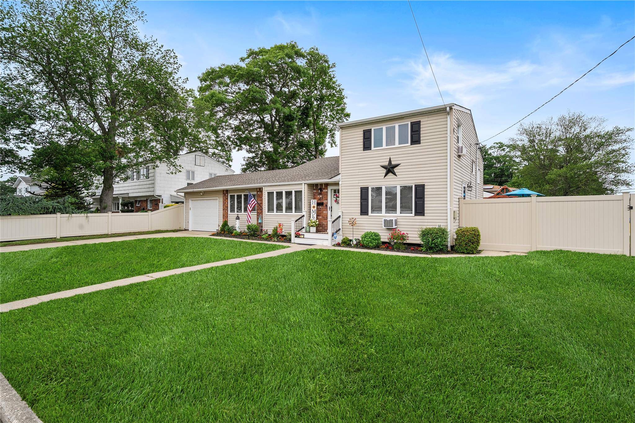 Deer Park, NY 11729,337 W 17th ST