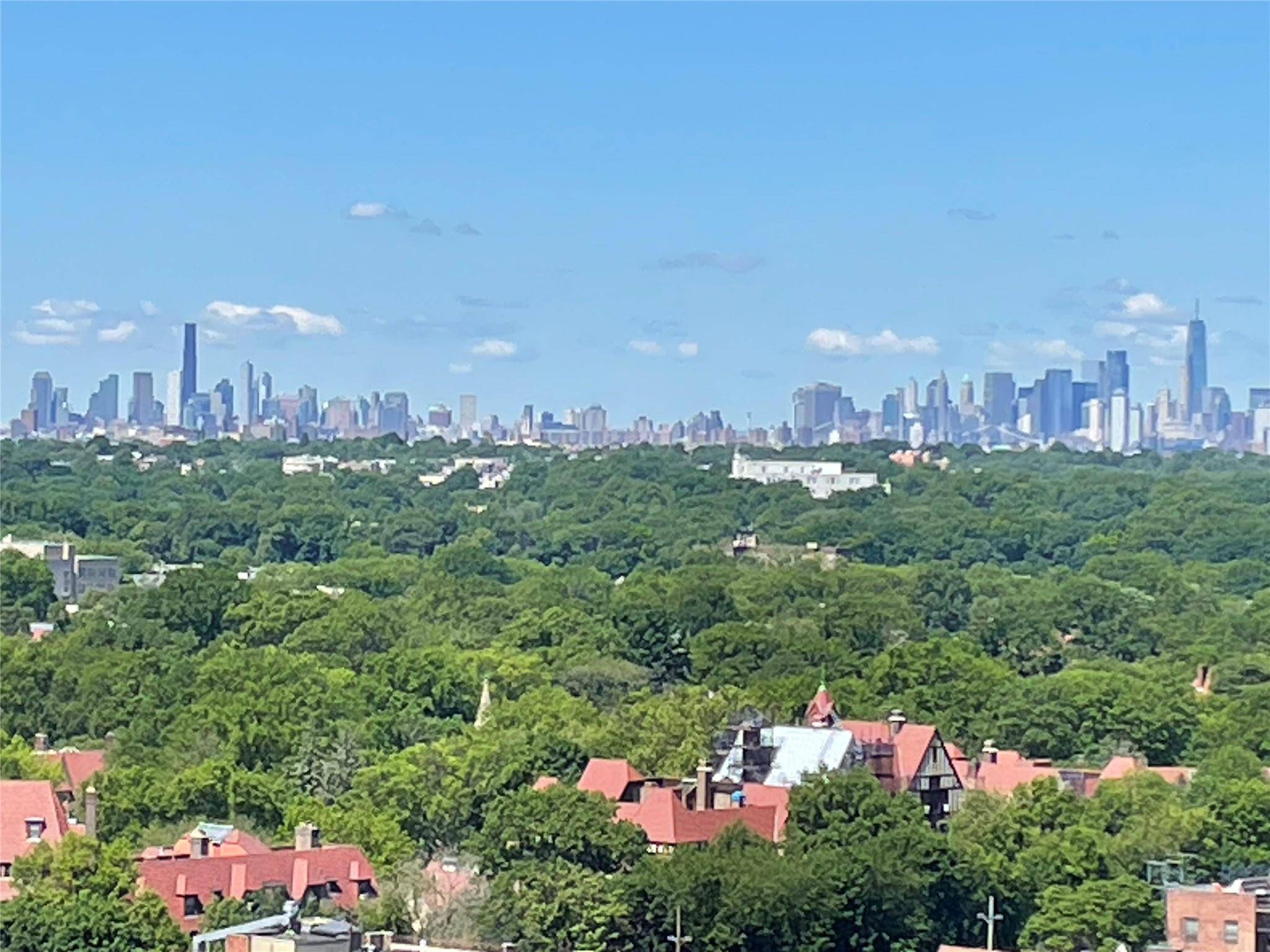 Forest Hills, NY 11375,112-01 Queens BLVD #20-E