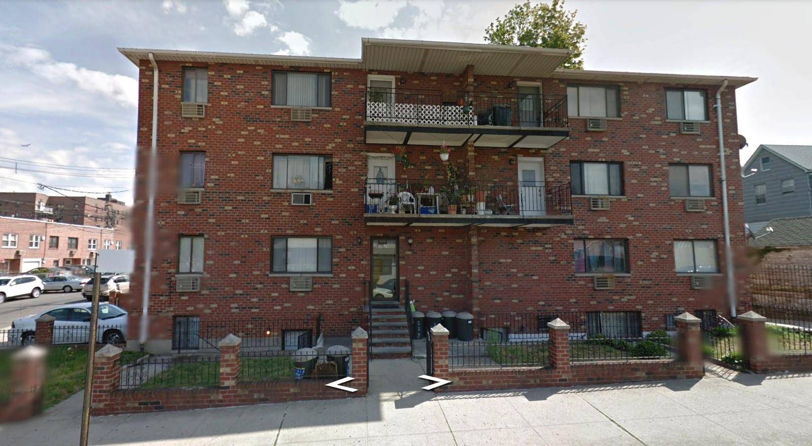 Forest Hills, NY 11374,Address not disclosed