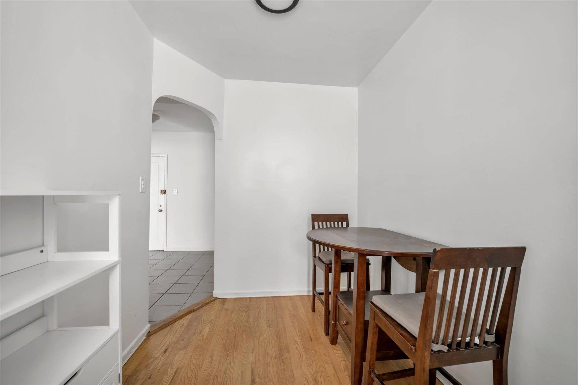 Rego Park, NY 11374,63-60 102 ST #A8