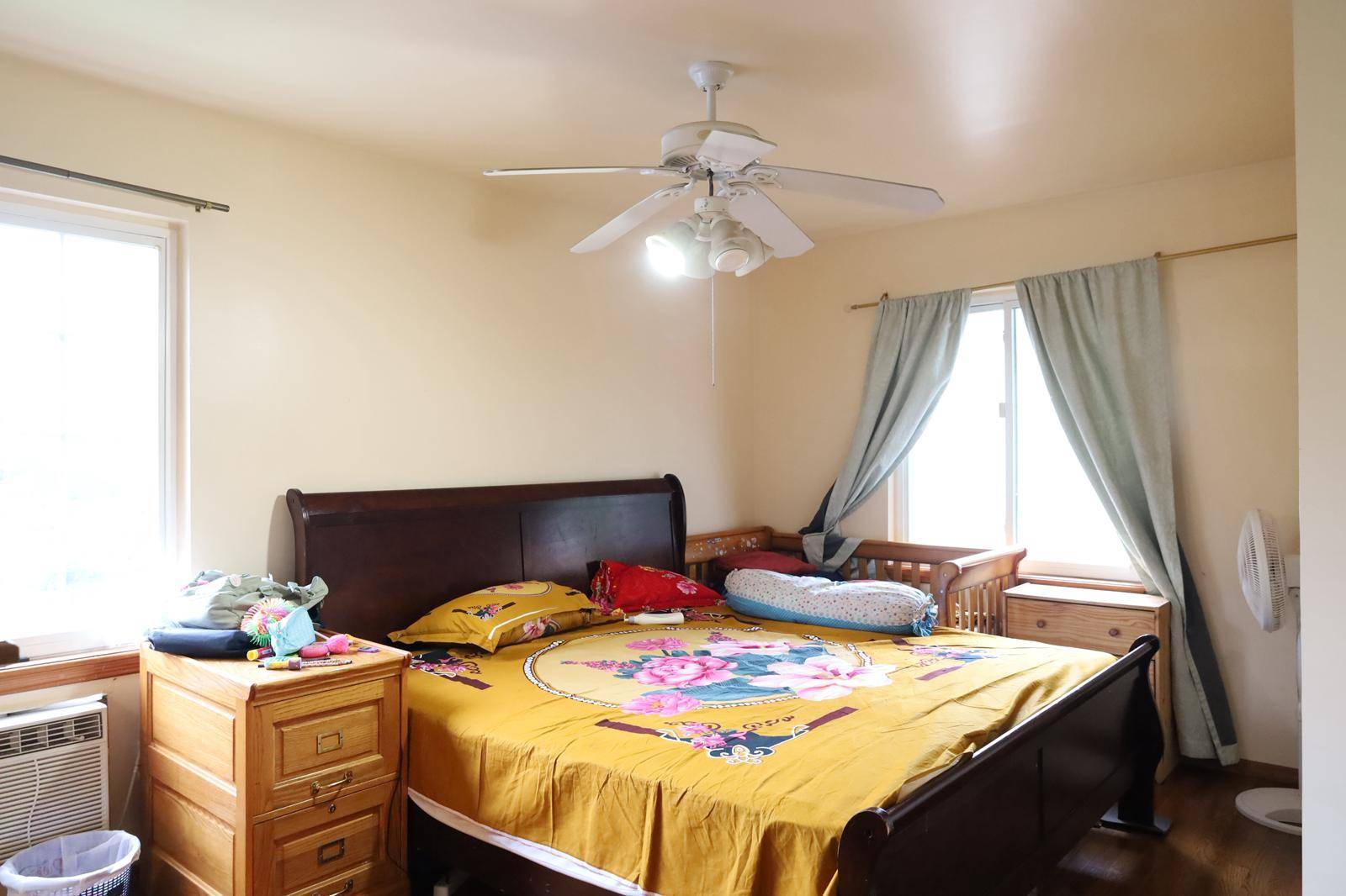 Brooklyn, NY 11207,572 GLENMORE AVENUE
