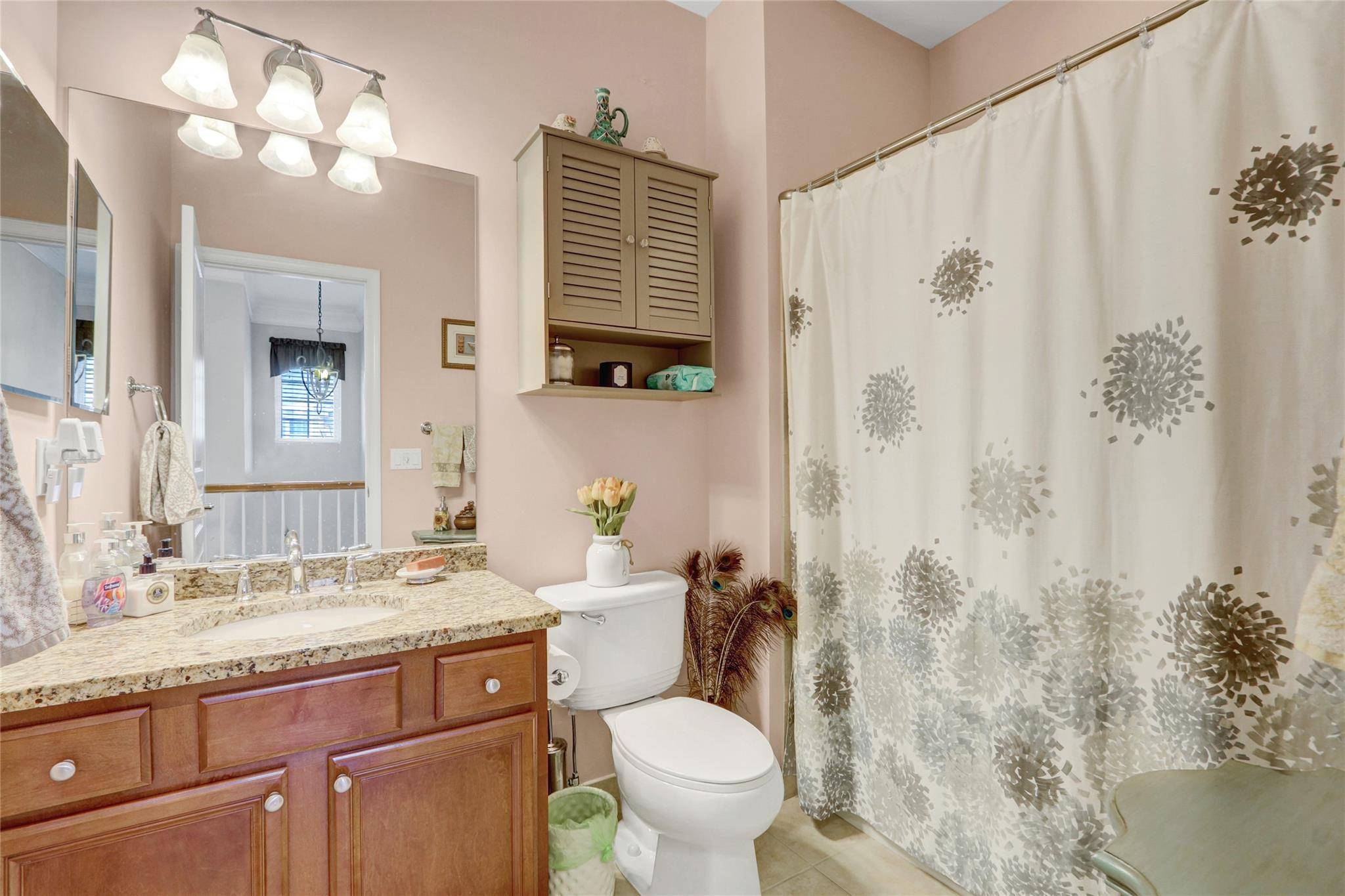 Massapequa, NY 11758,32 Southampton DR