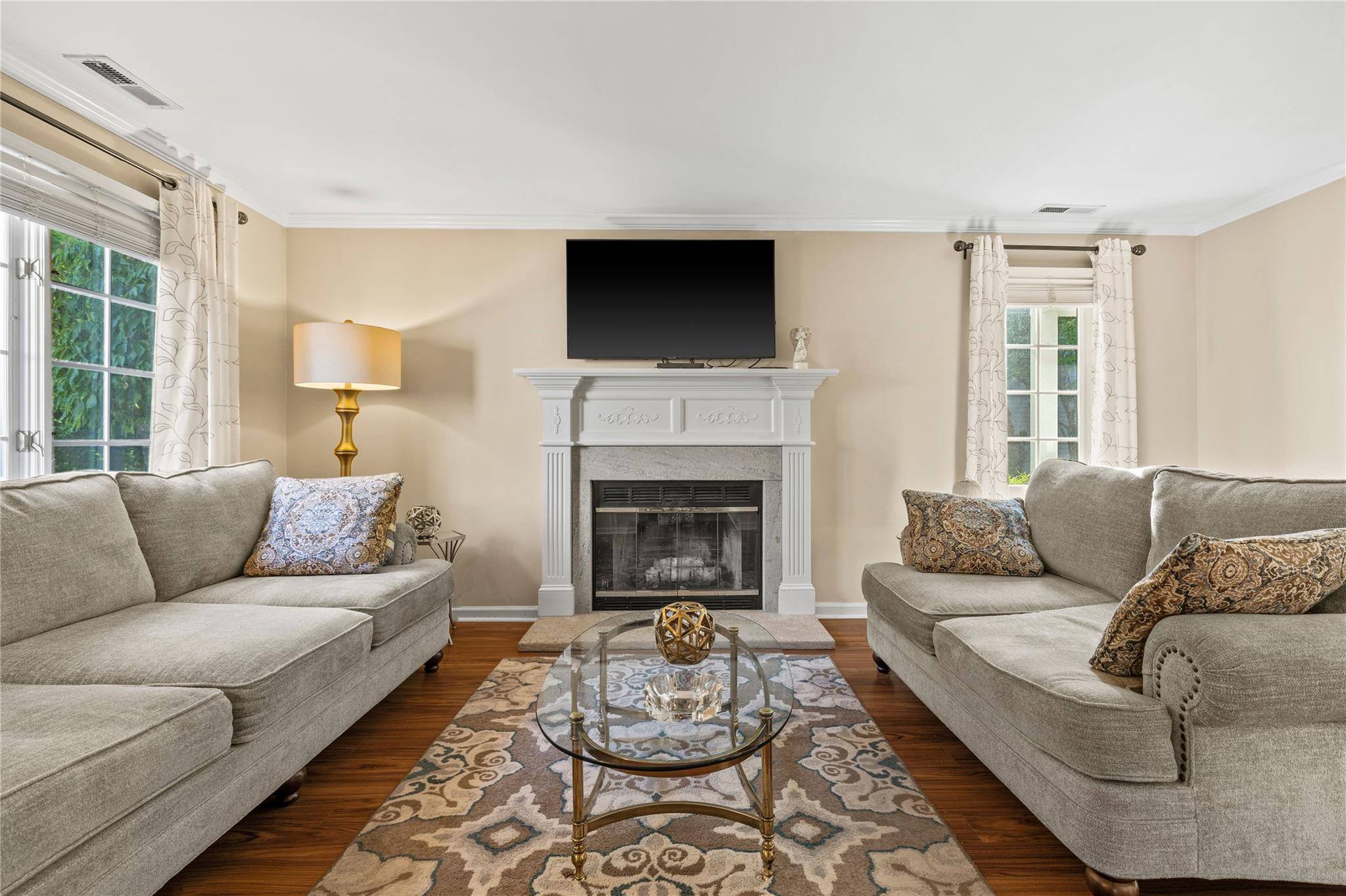 Carmel, NY 10512,401 Chestnut DR