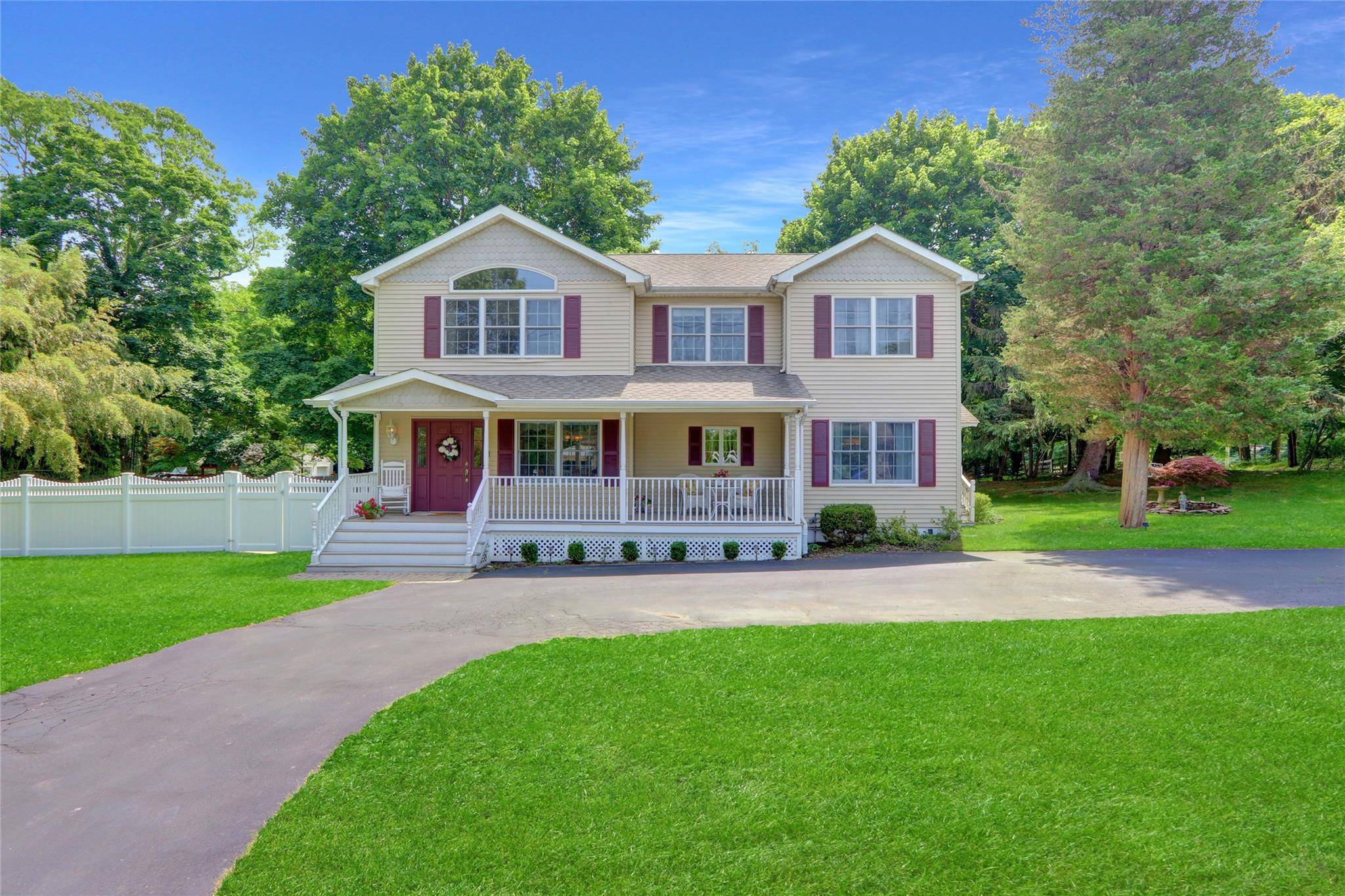 Port Jefferson, NY 11777,1 Willis AVE