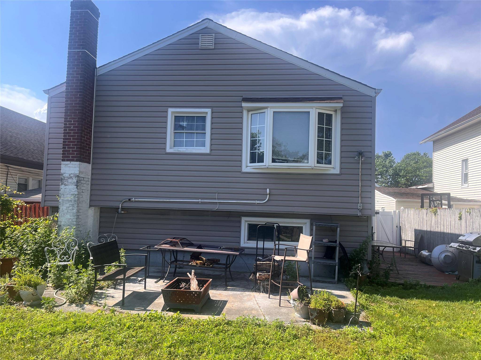 Baldwin Harbor, NY 11510,1072 Van Buren ST