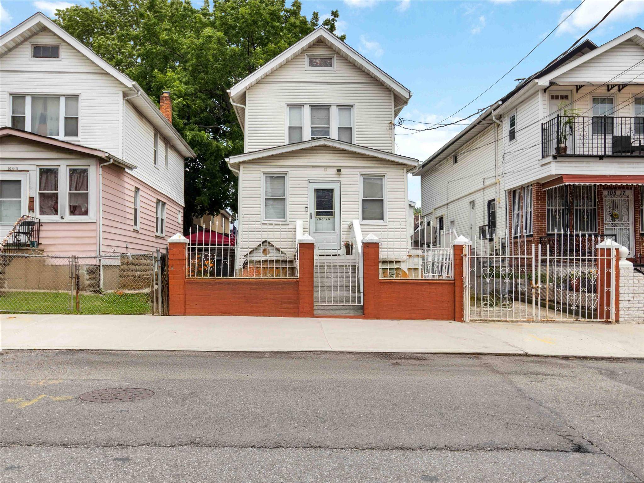 Richmond Hill S., NY 11419,105-15 133rd ST