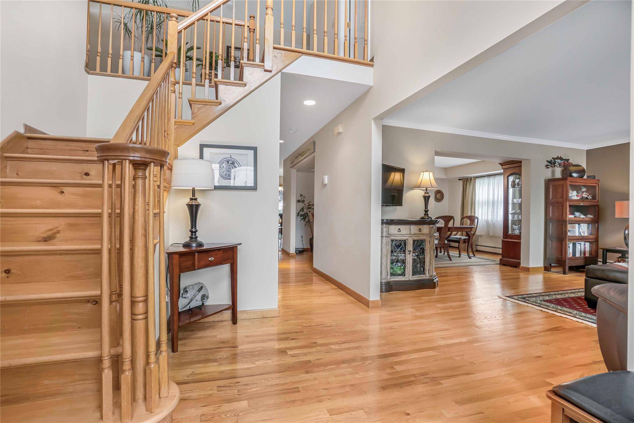 Massapequa, NY 11758,956 N Park AVE