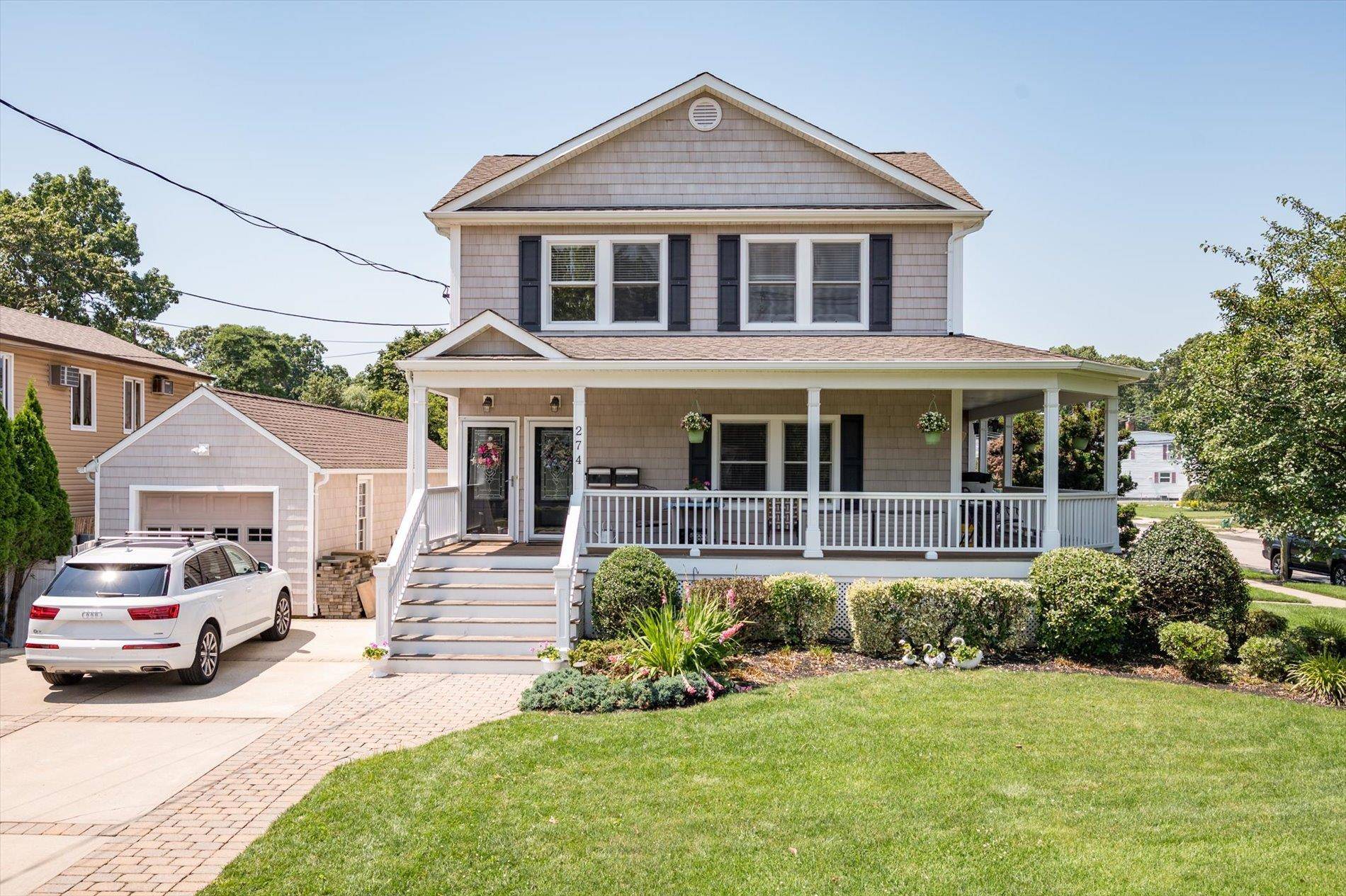 Rockville Centre, NY 11570,274 Lincoln AVE