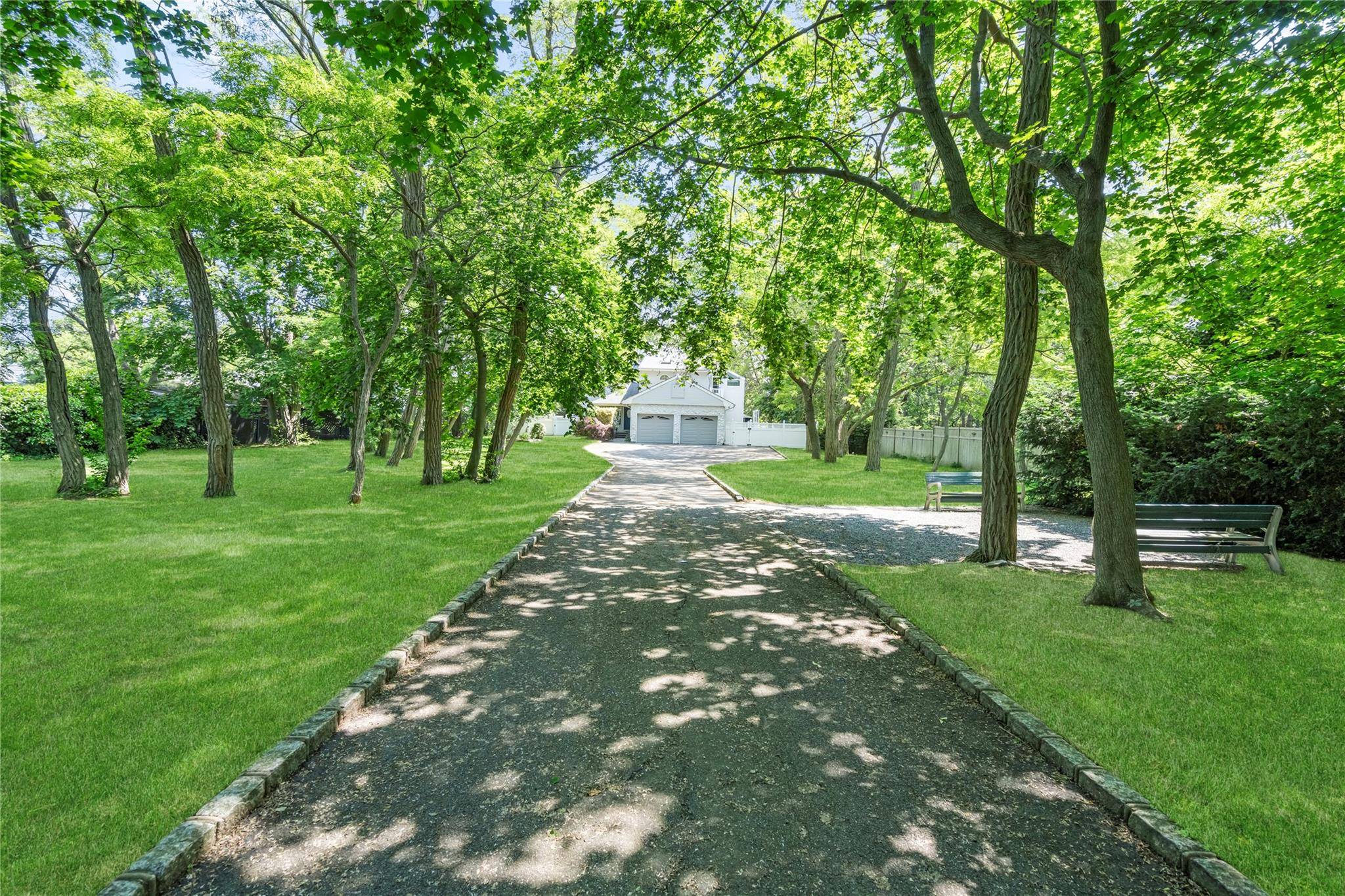 Blue Point, NY 11715,71 Atlantic AVE