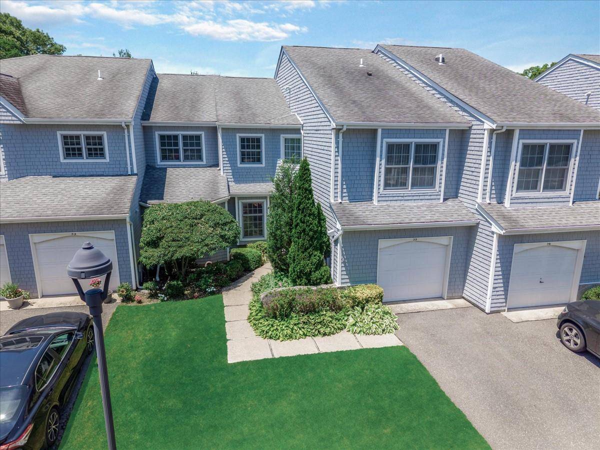 Kings Park, NY 11754,55 Lakebridge DR