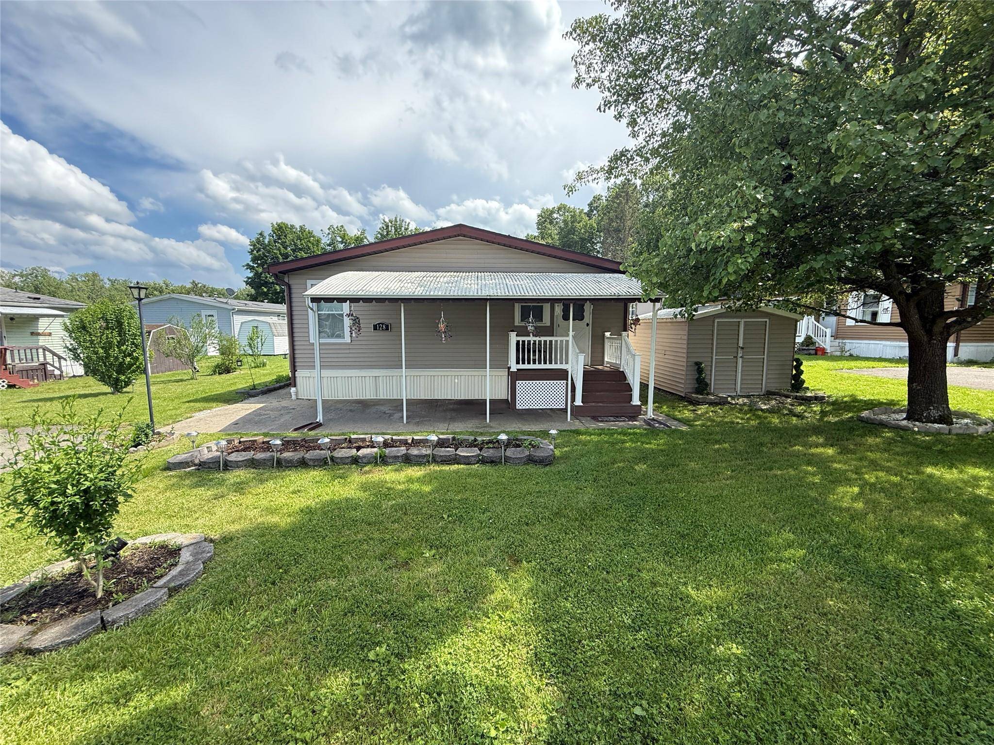 Rock Tavern, NY 12575,128 Brittany TER #128
