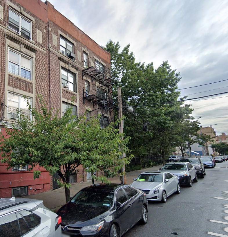 Bronx, NY 10453,1667 Nelson AVE