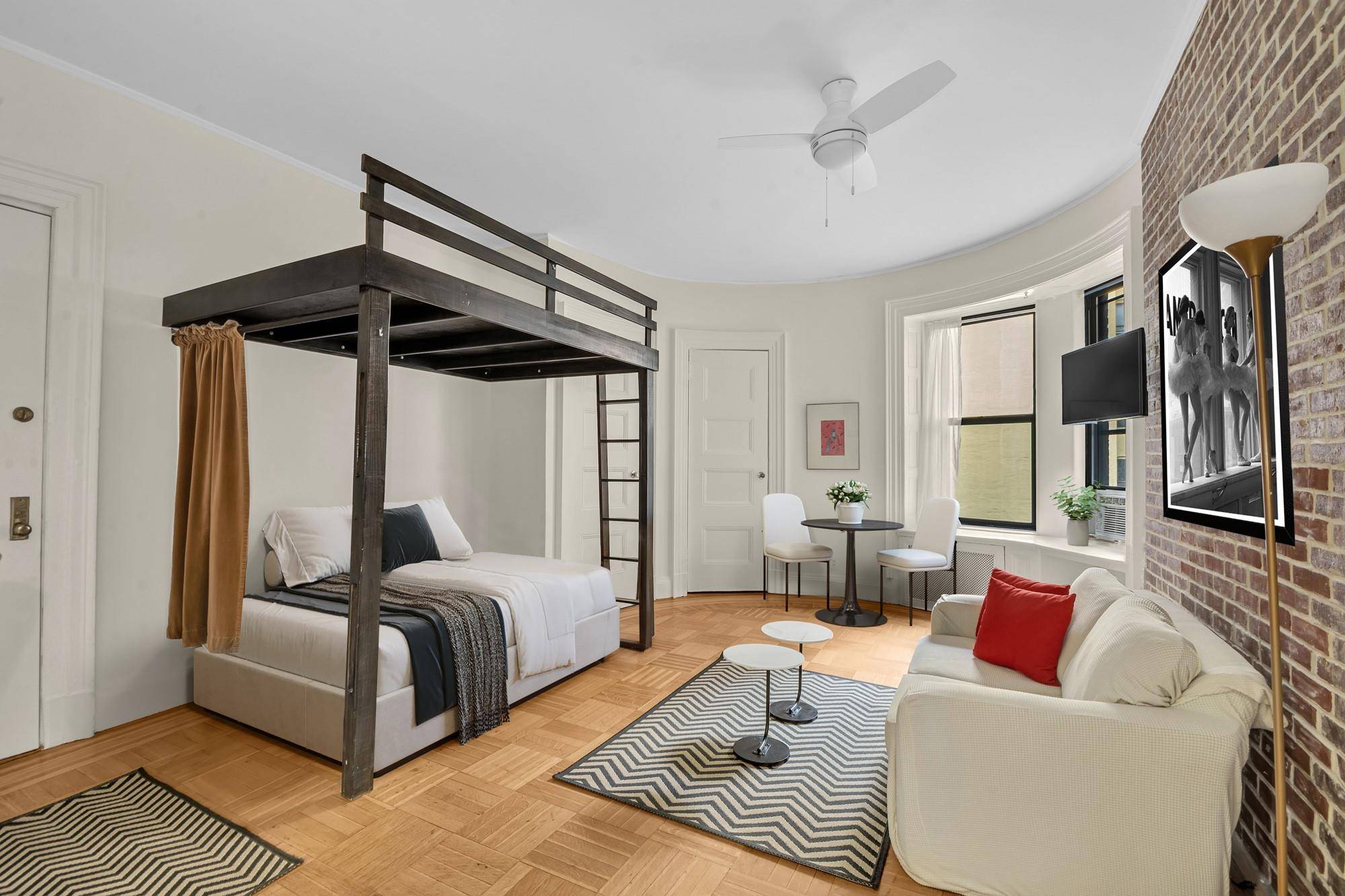 New York (manhattan), NY 10025,293 Riverside DR #4B