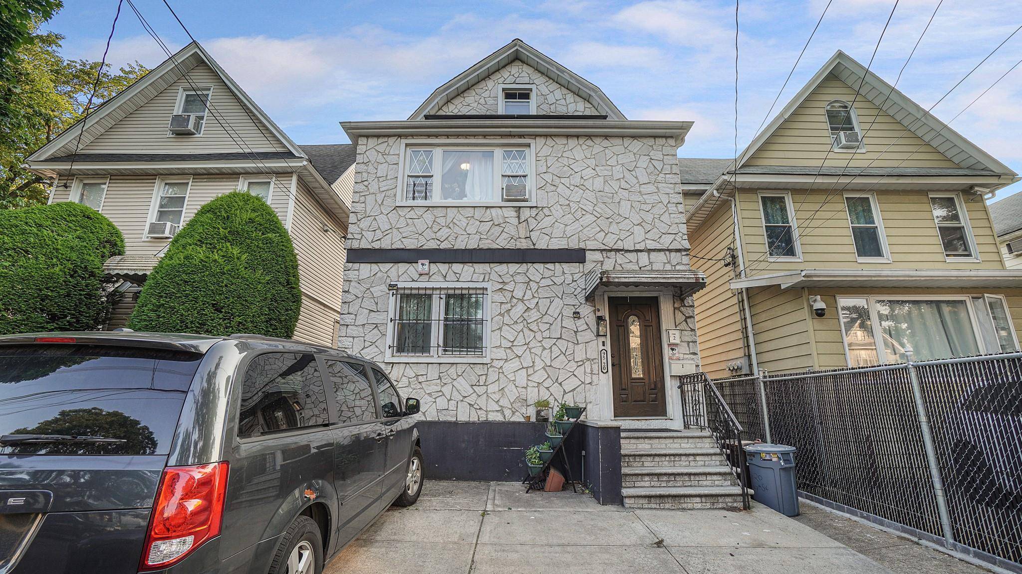 Richmond Hill, NY 11419,9520 127th ST