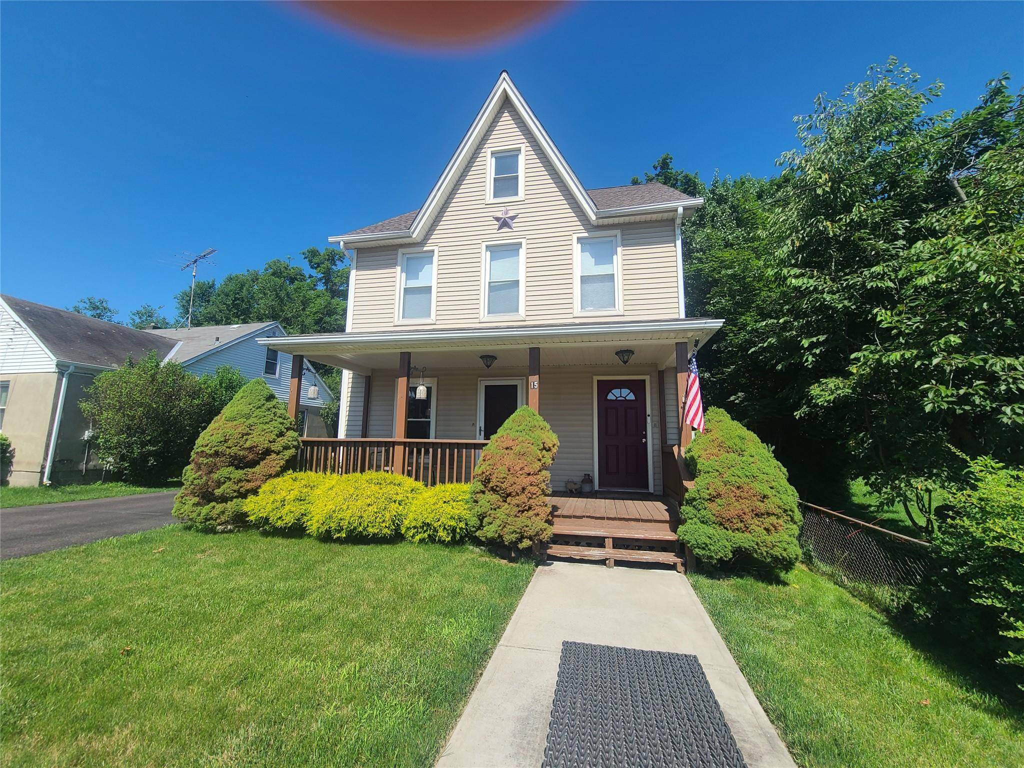 Wallkill, NY 12589,15 Central AVE