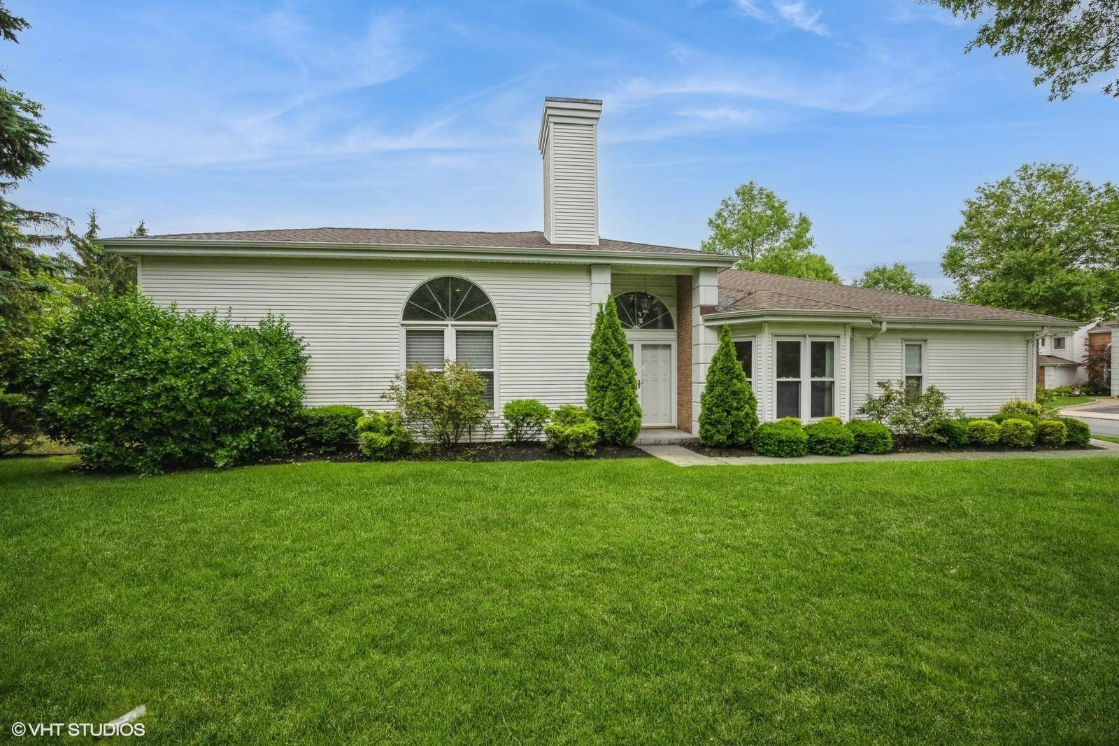 Commack, NY 11725,39 Hamlet DR