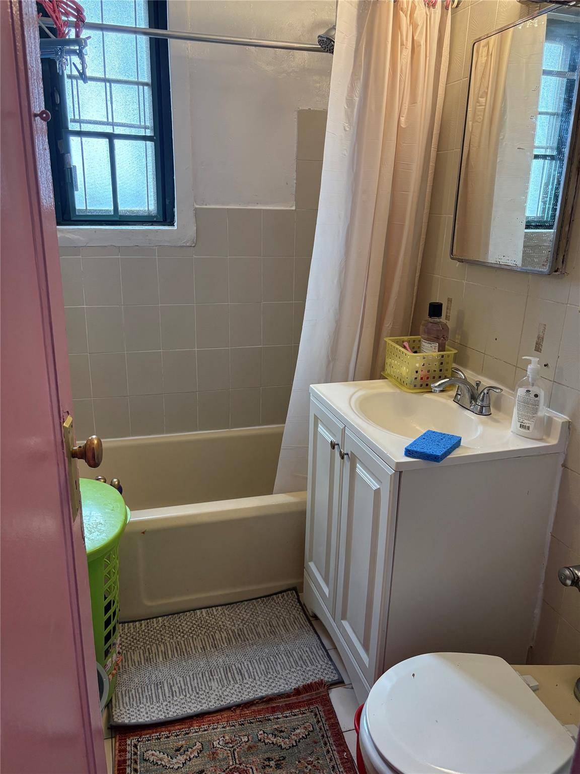 Bronx, NY 10462,2059 McGraw AVE #6A