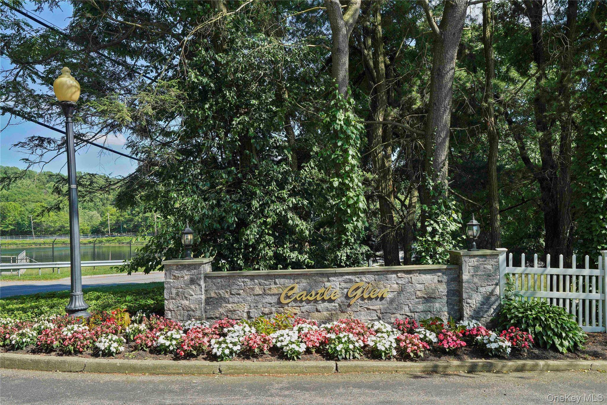 White Plains, NY 10603,9 Pinewood CIR